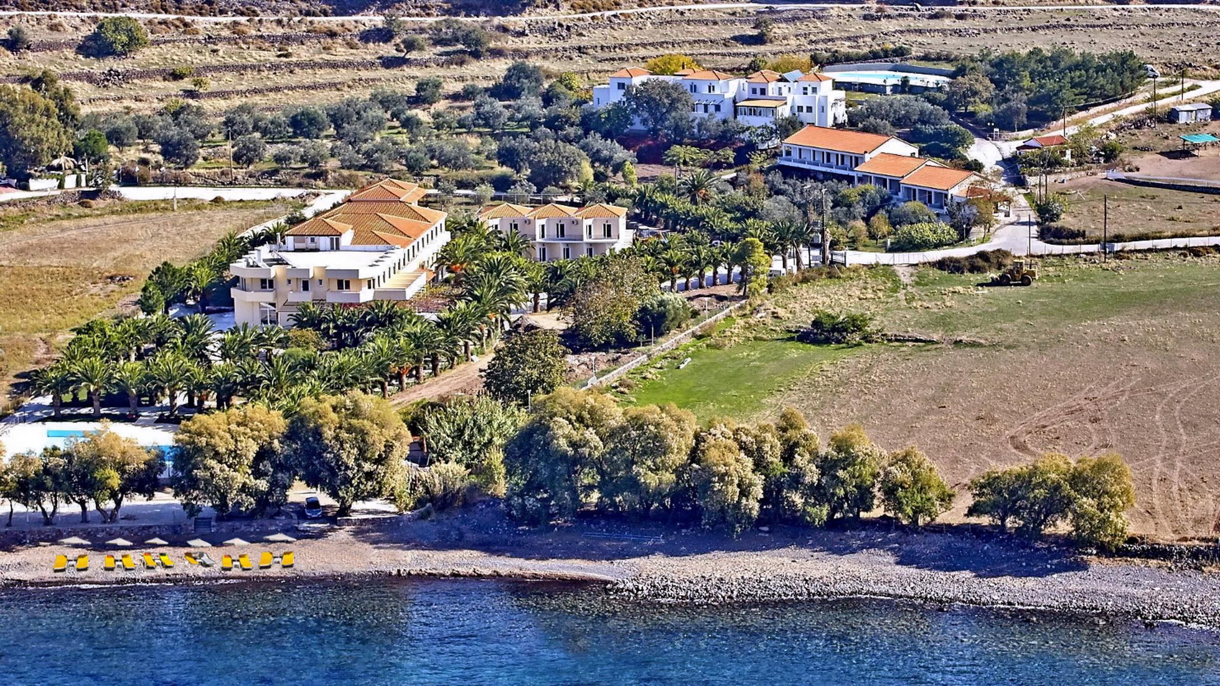 Akti & Hotel 3*