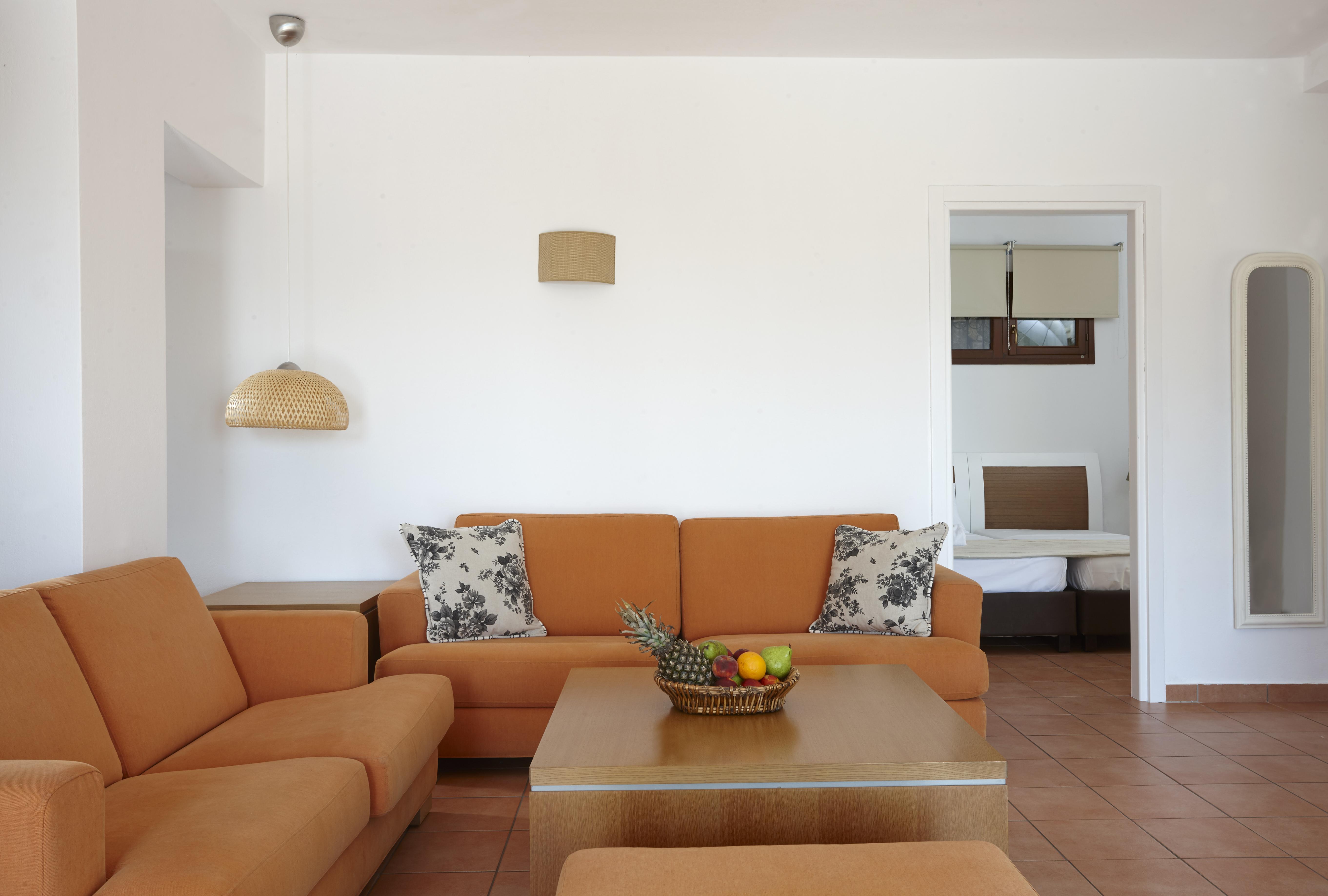 Aparthotel Anassa Mare Villas & Residences 3*