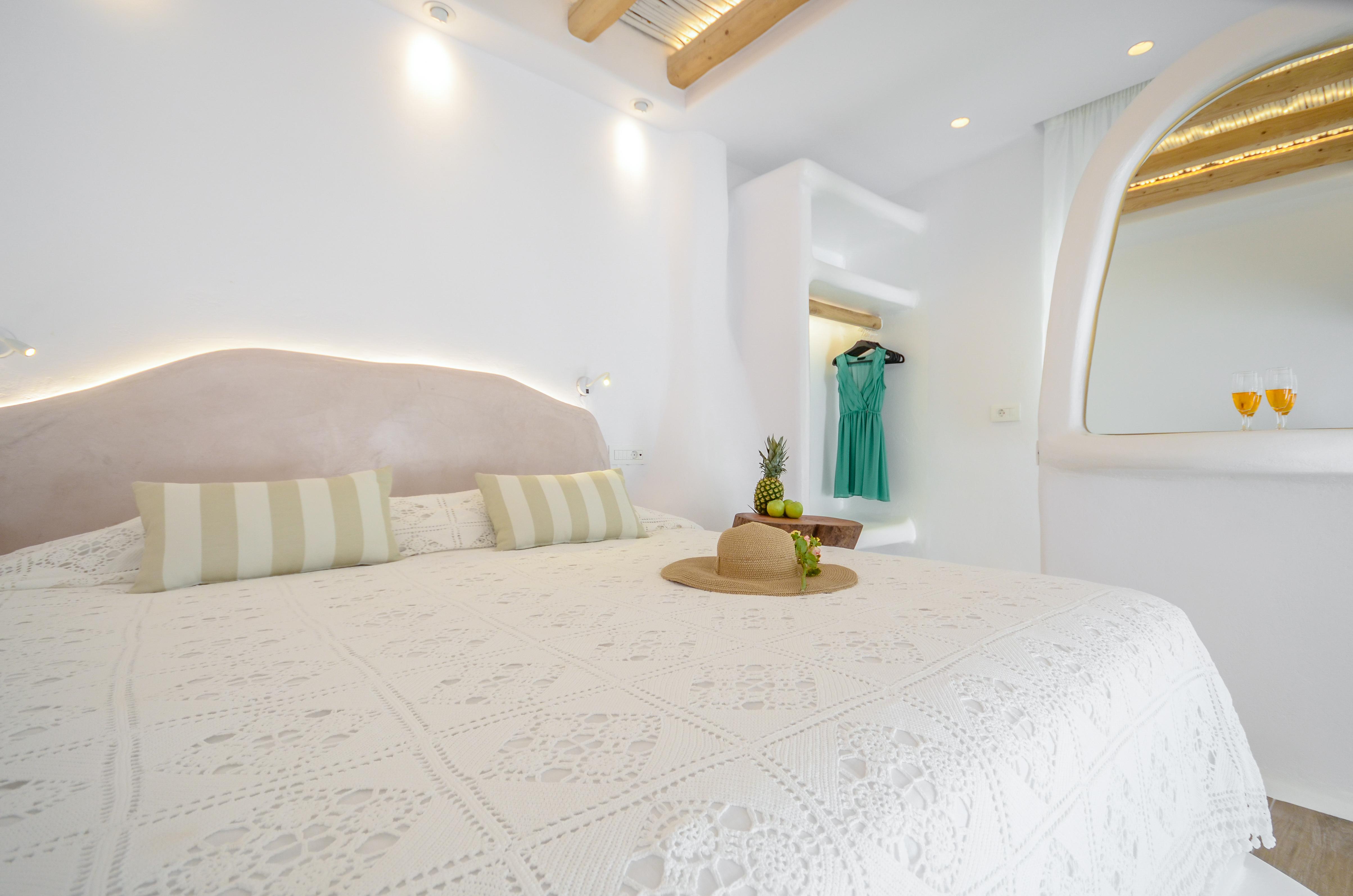 Naxos Island Escape *