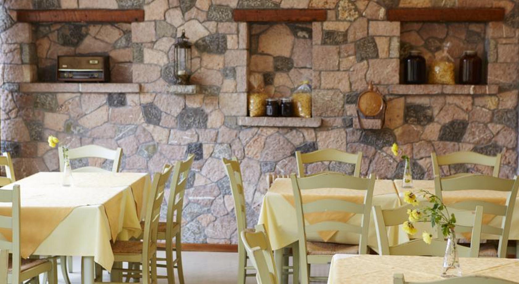 Hotel To Balkoni Tis Agorianis 2*