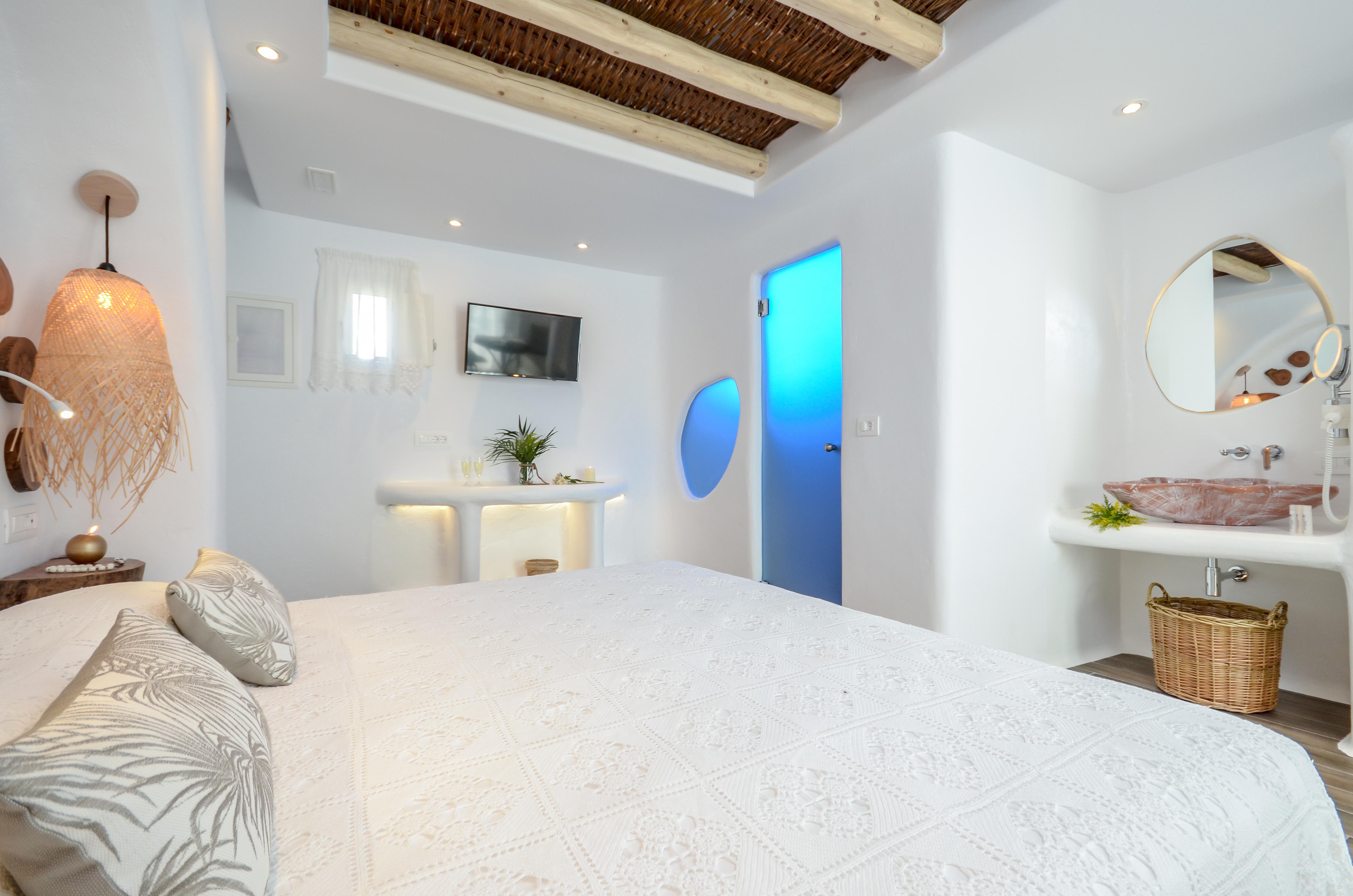 Naxos Island Escape *