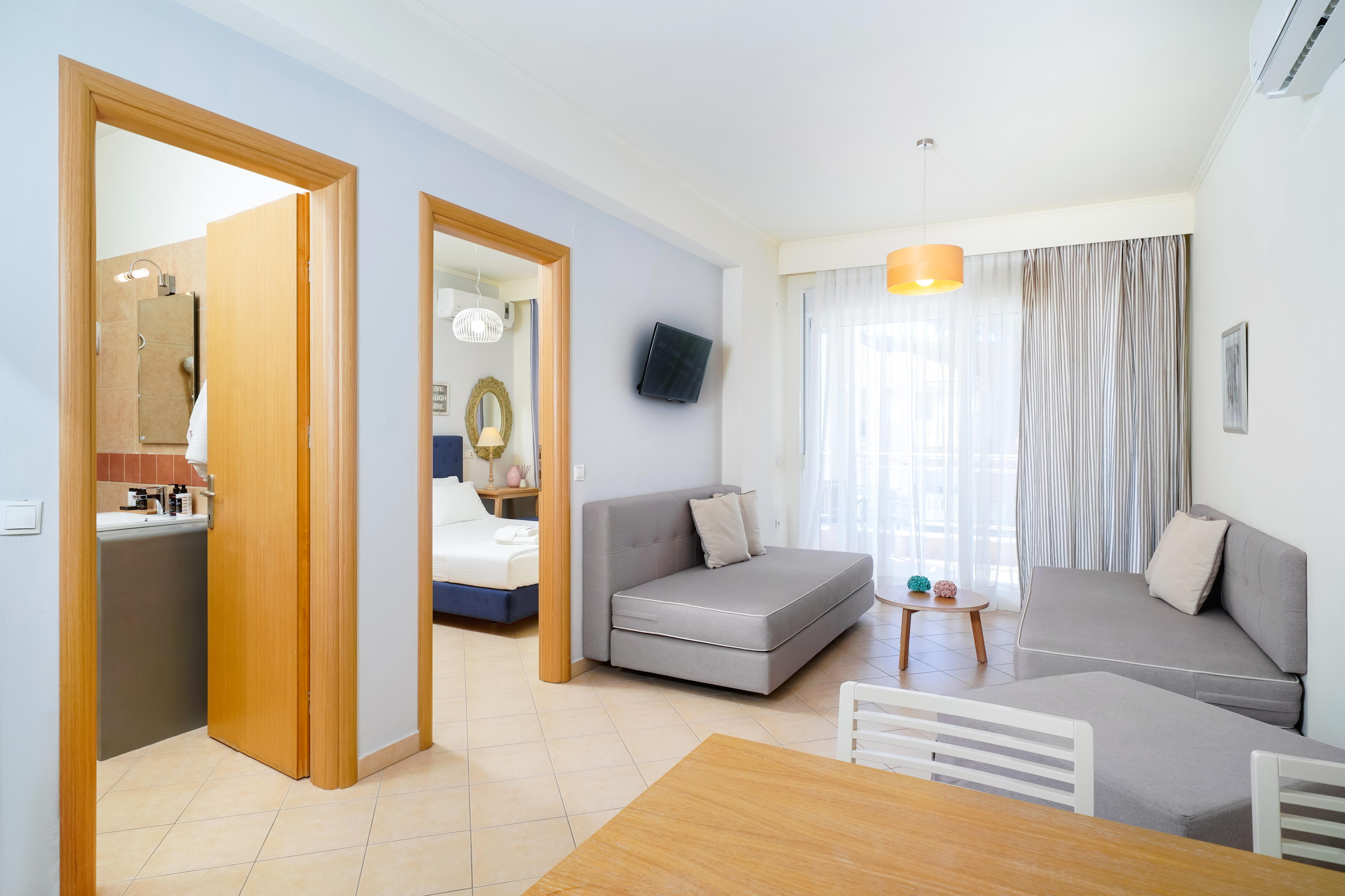 Aelia Apartment