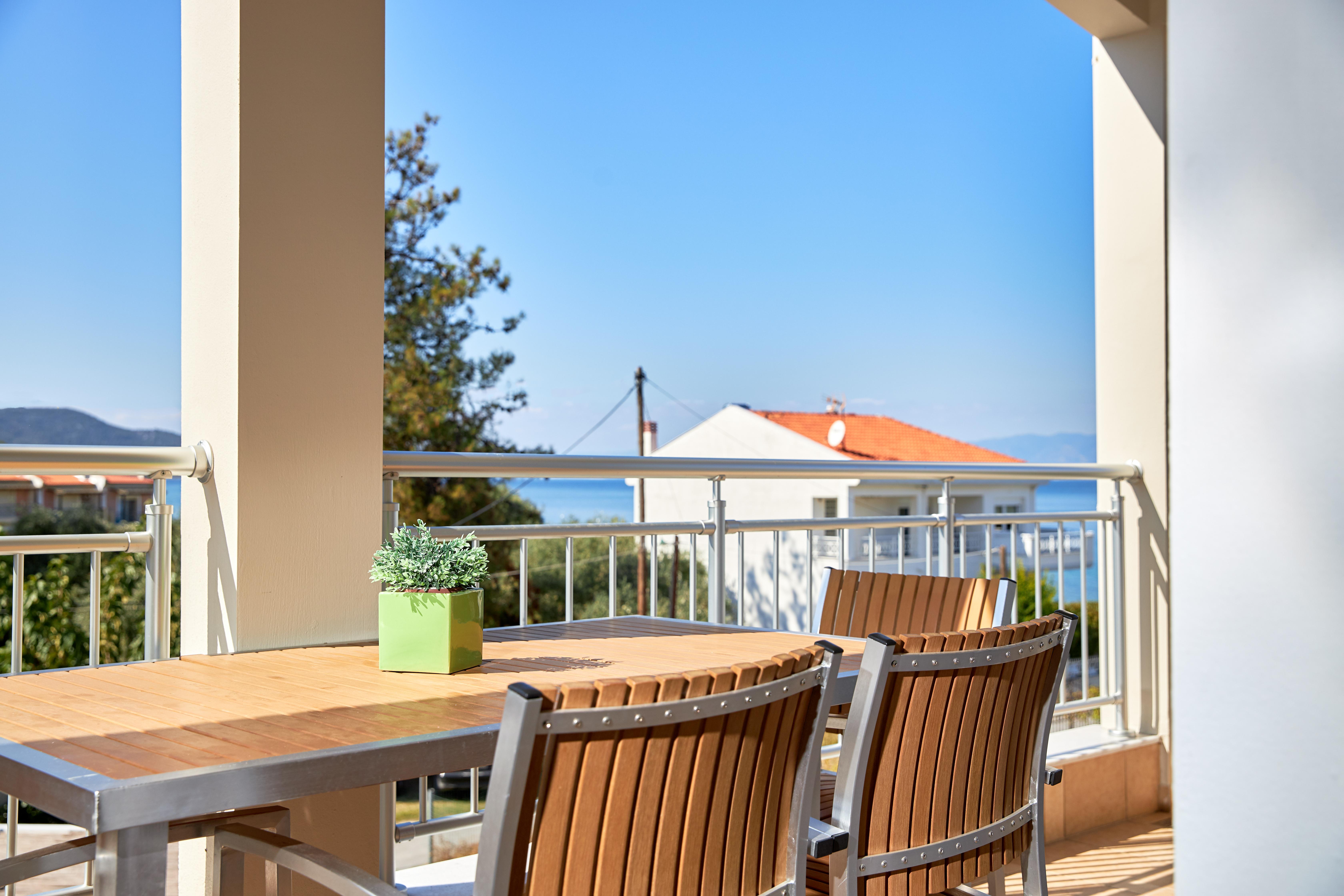 Aelia Apartment