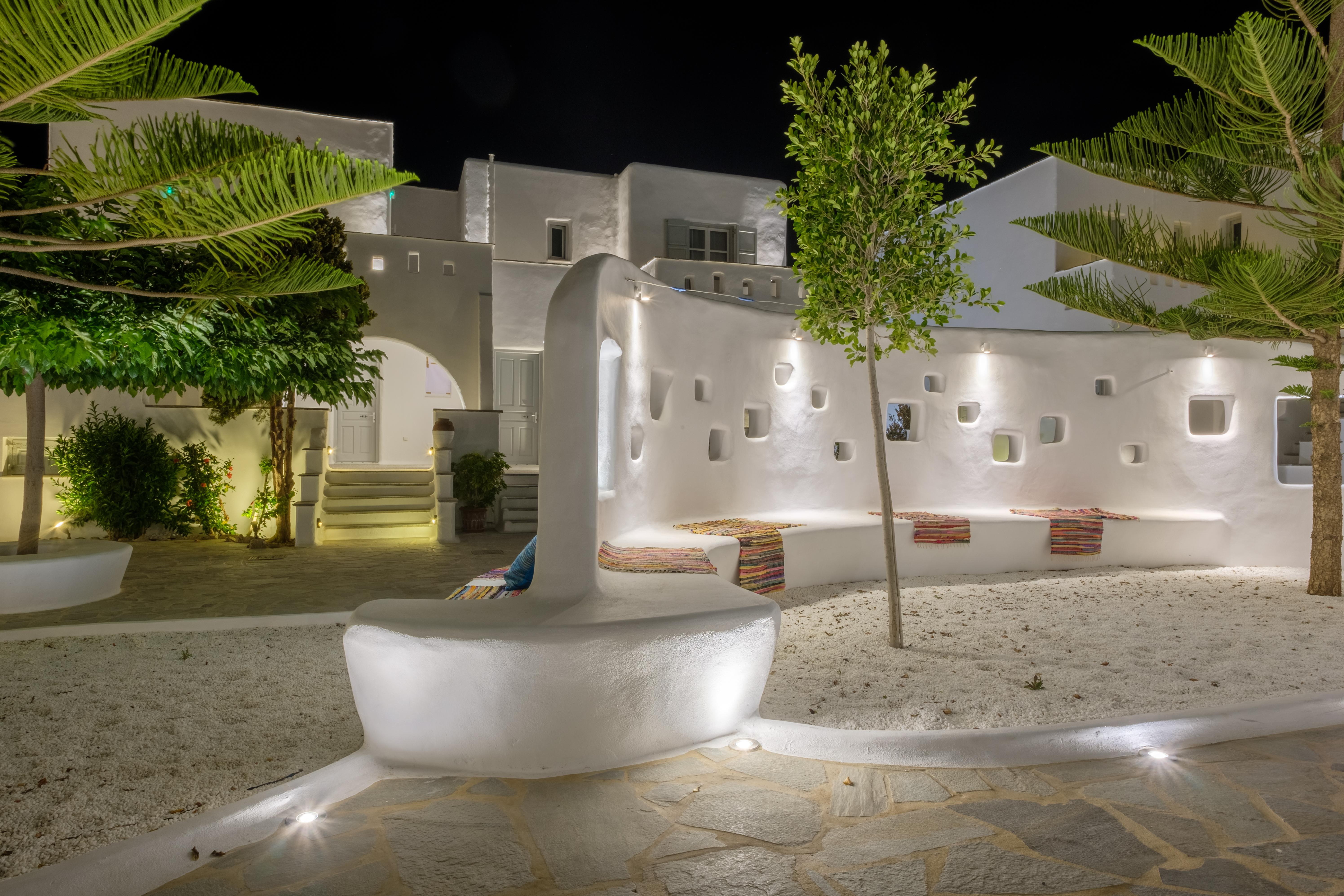 Orkos Hotel 2*