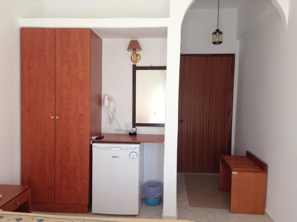 Hotel Meltemi 2*