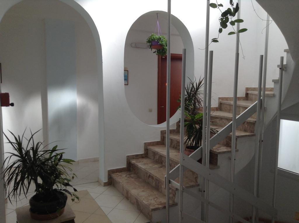 Meltemi Hotel Adamantas (Milos)