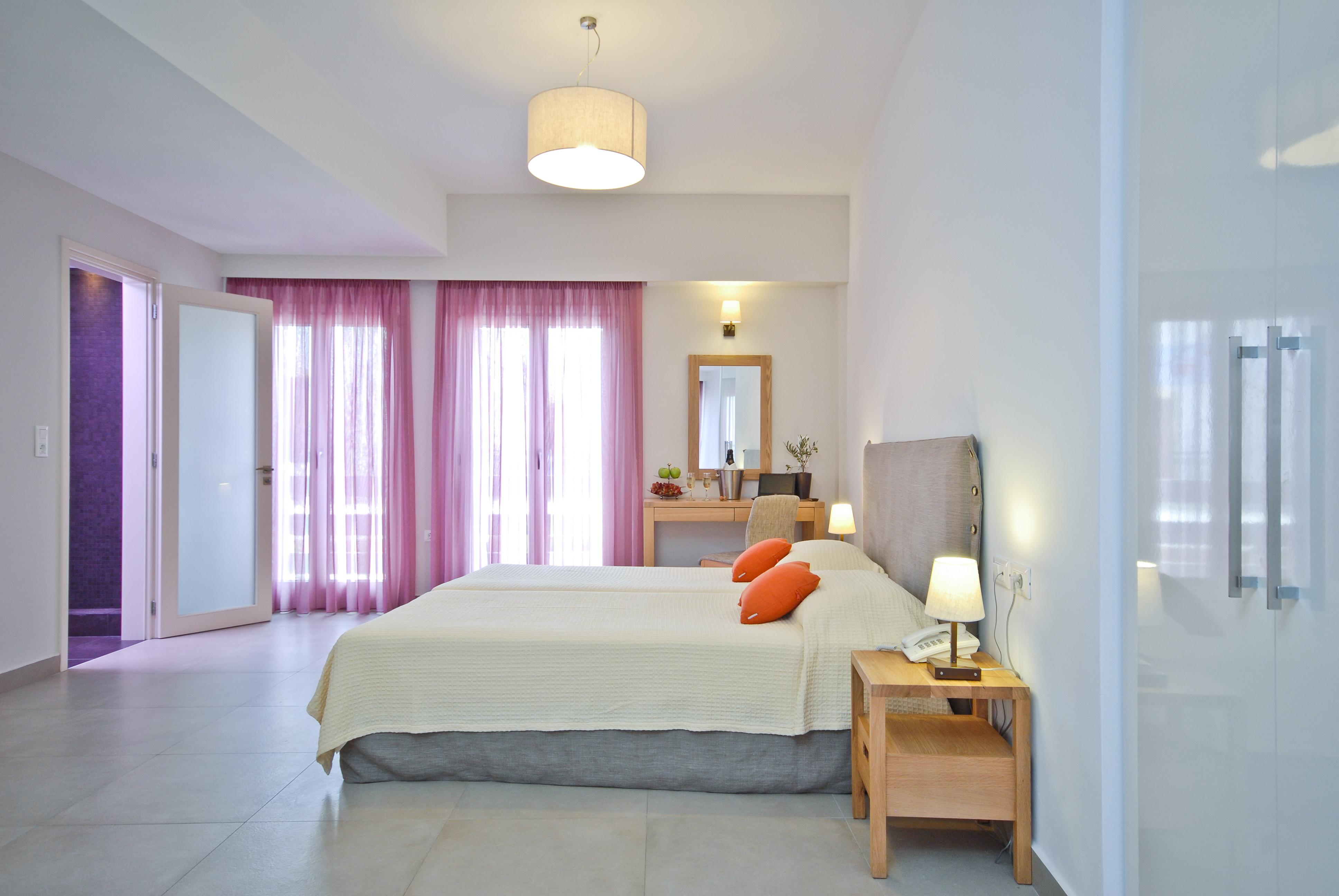 Hotel Xenia Naxos City