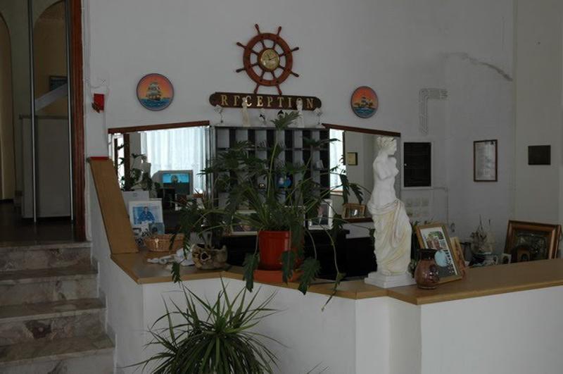 Hotel Meltemi Adamantas (Milos)
