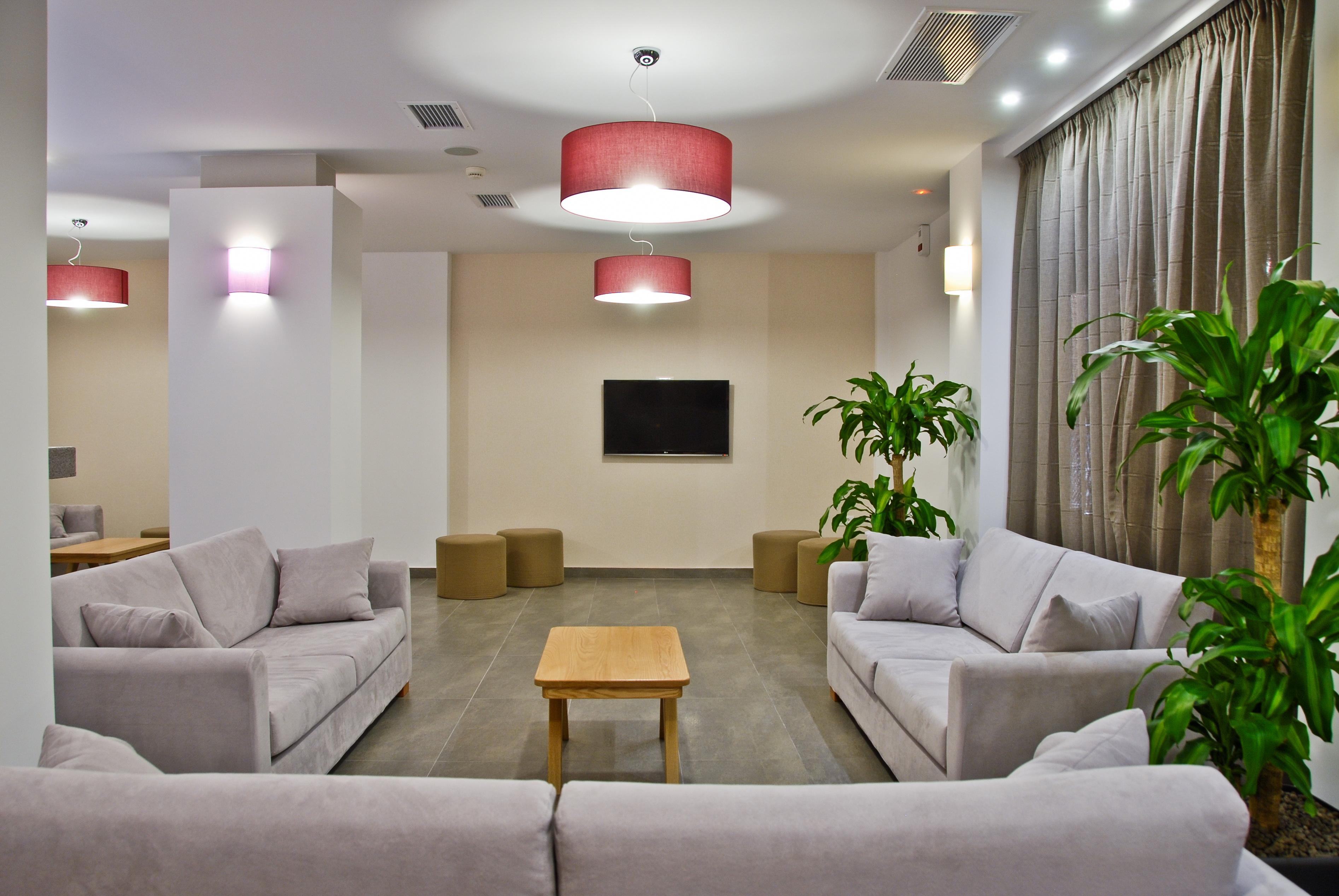 Xenia Hotel 3*