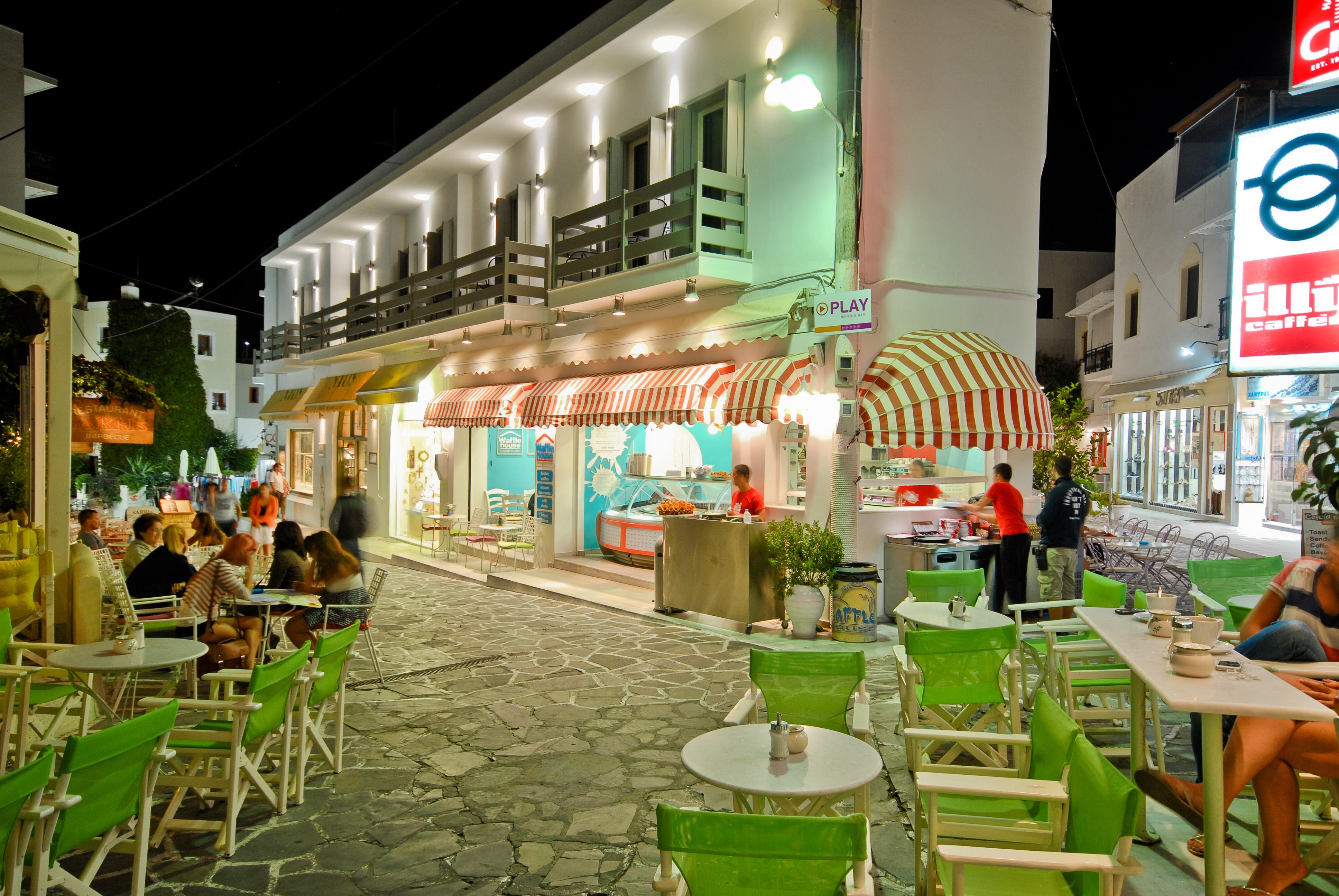 Hotel Xenia 3*