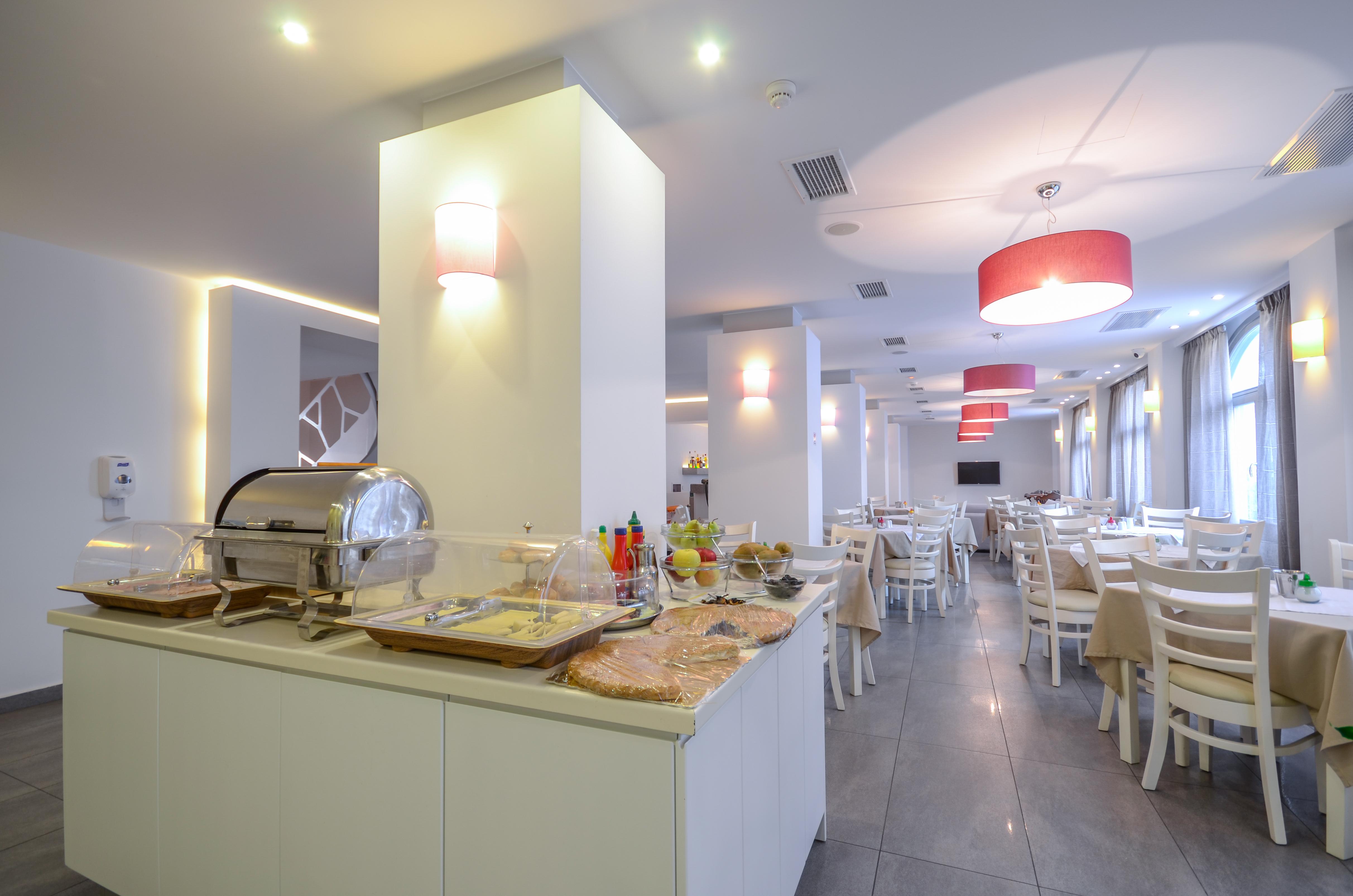 Hotel Xenia Naxos City