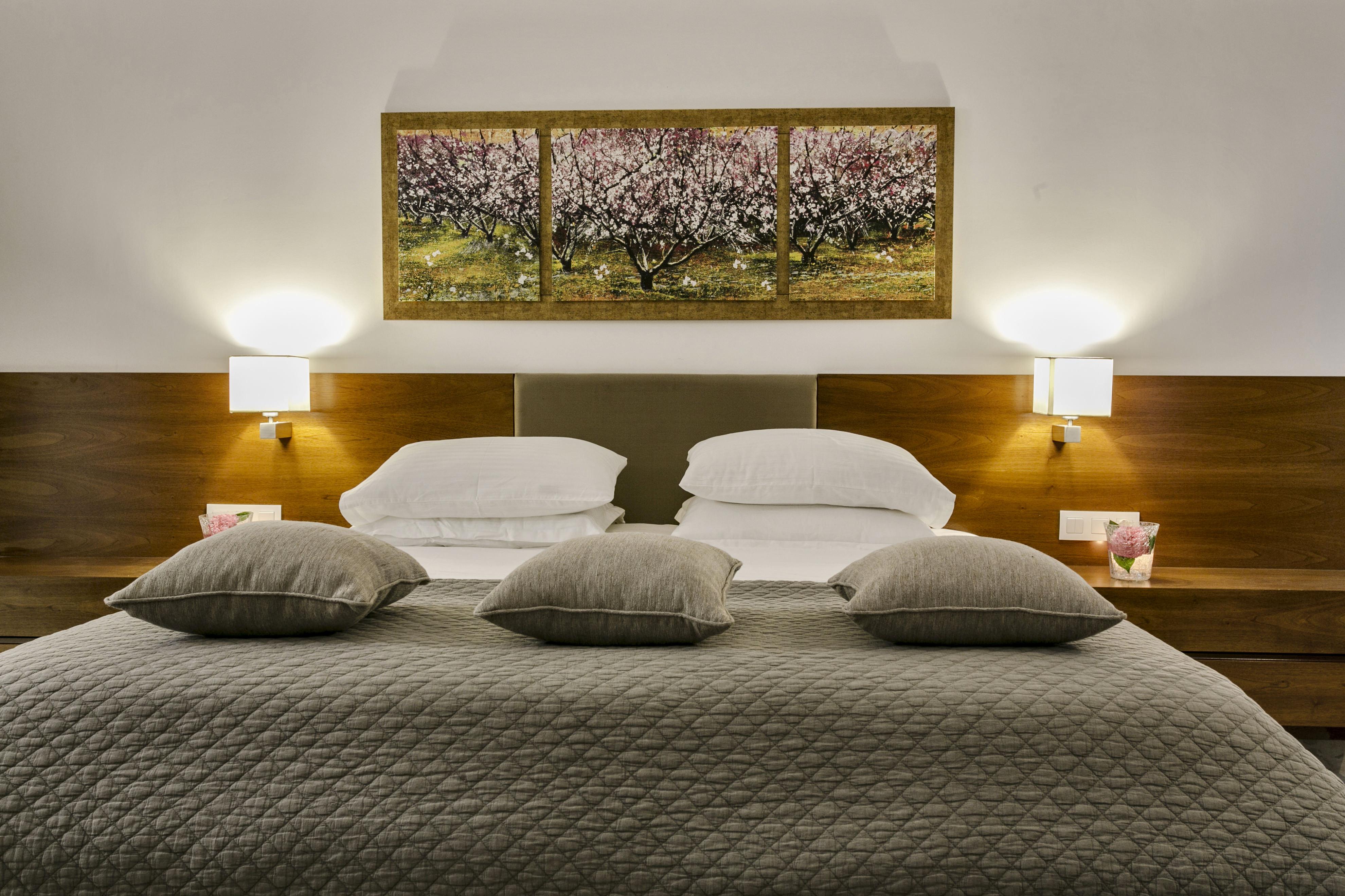 Hotel 12 Months & 5*