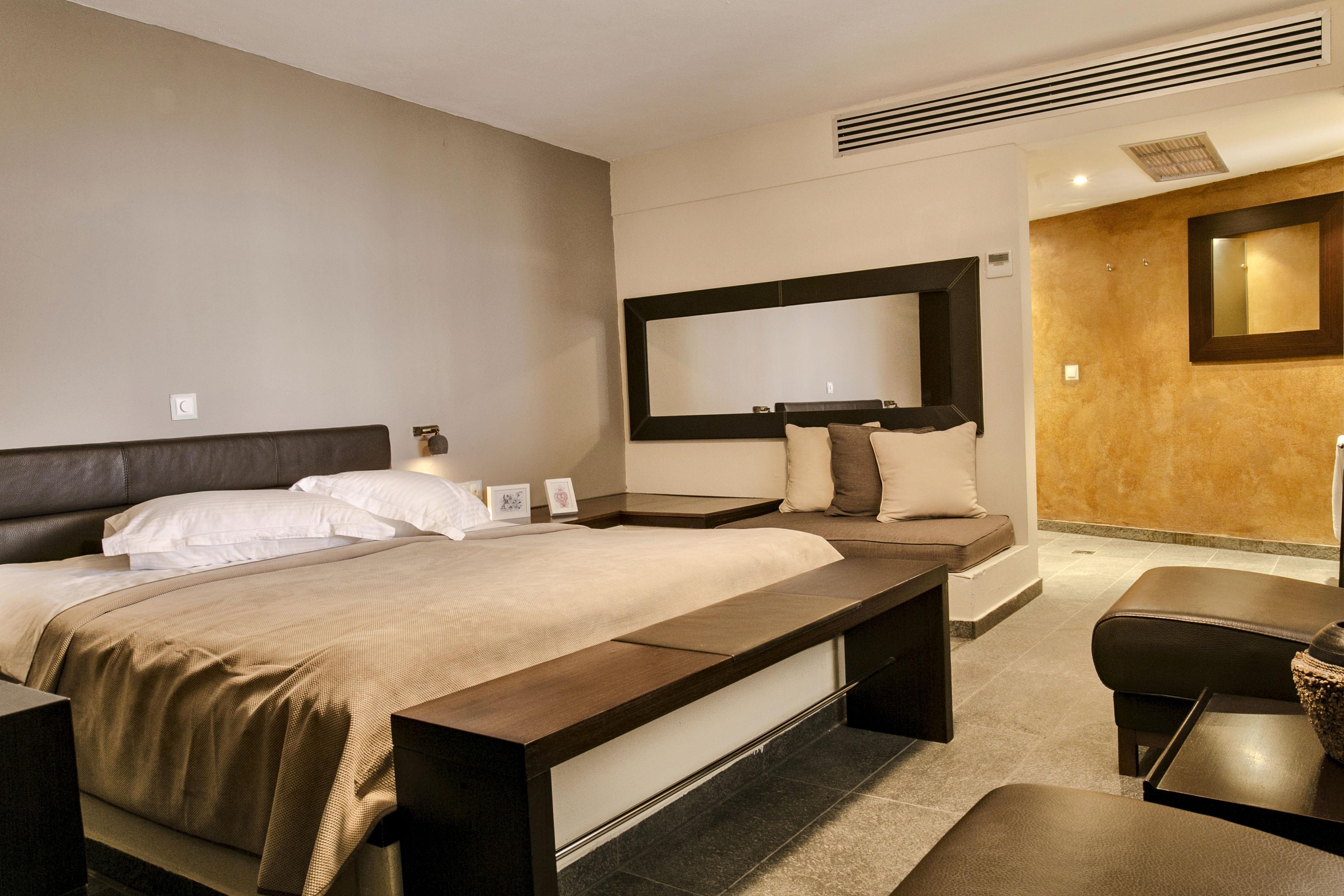 12 Months & Hotel Tsagarada