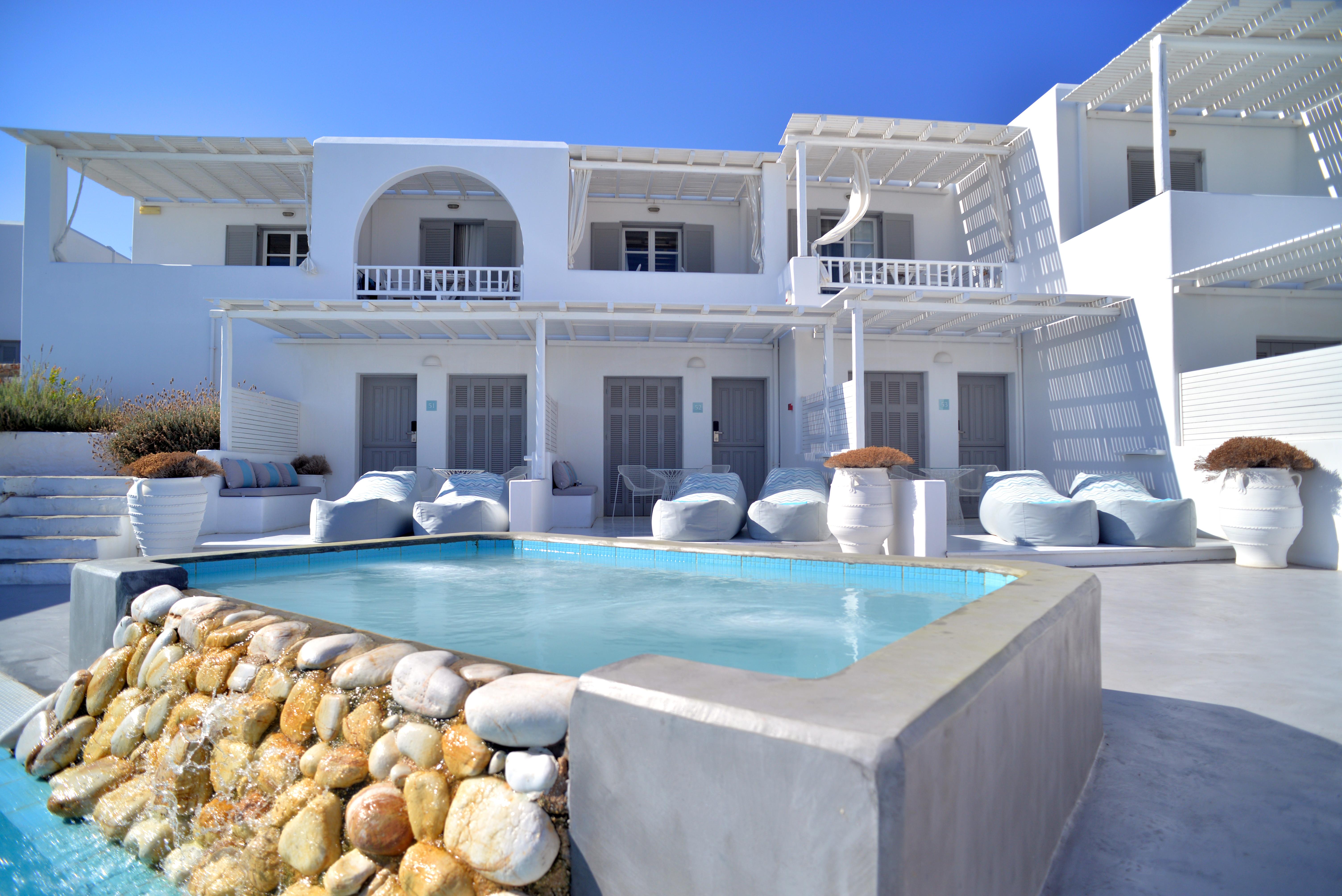 Hotel Andronis Minois 5*