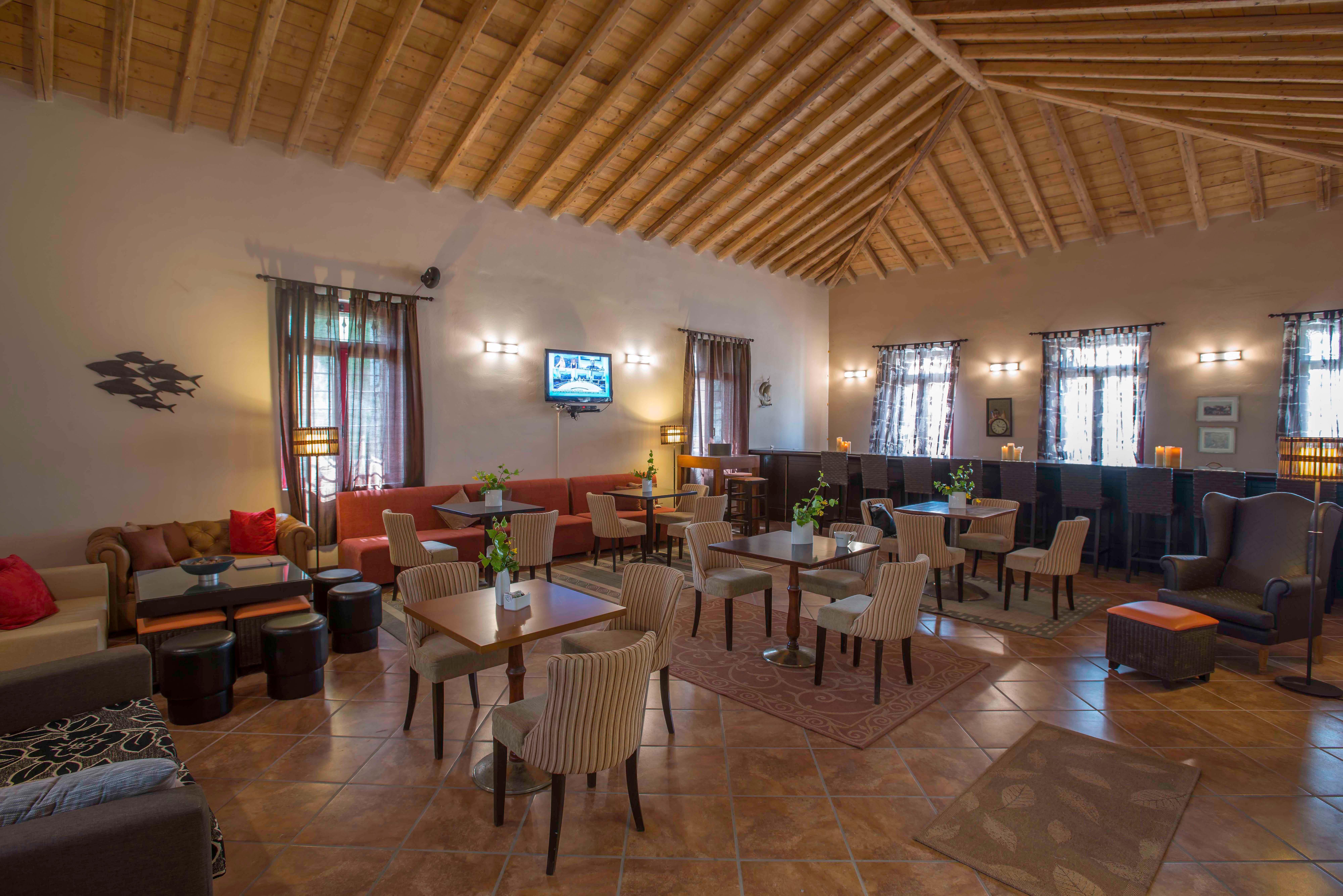Village Boutique Varos