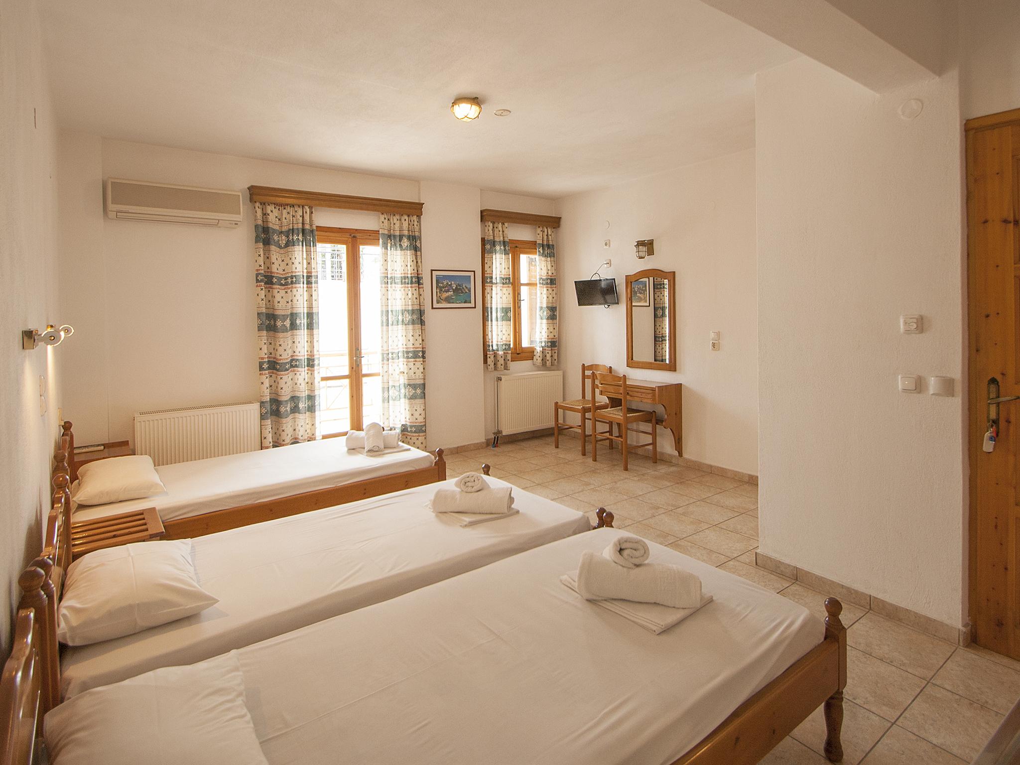 Guest house Laura Skiathos Skiathos Town