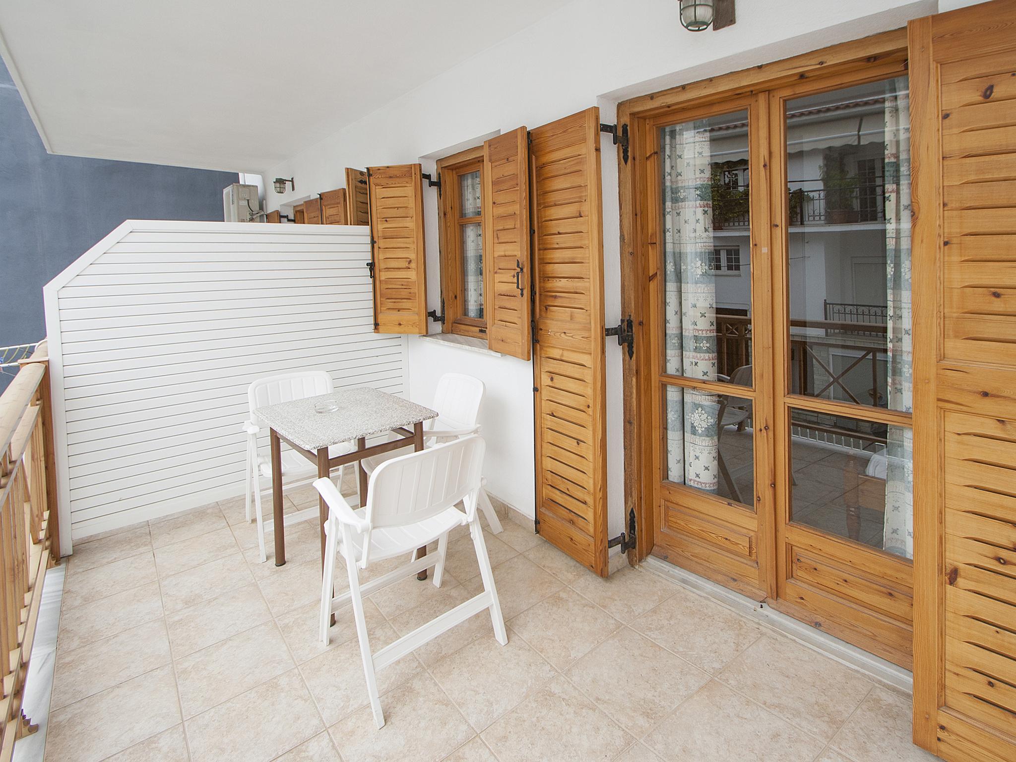 Laura Skiathos Guest house 2*