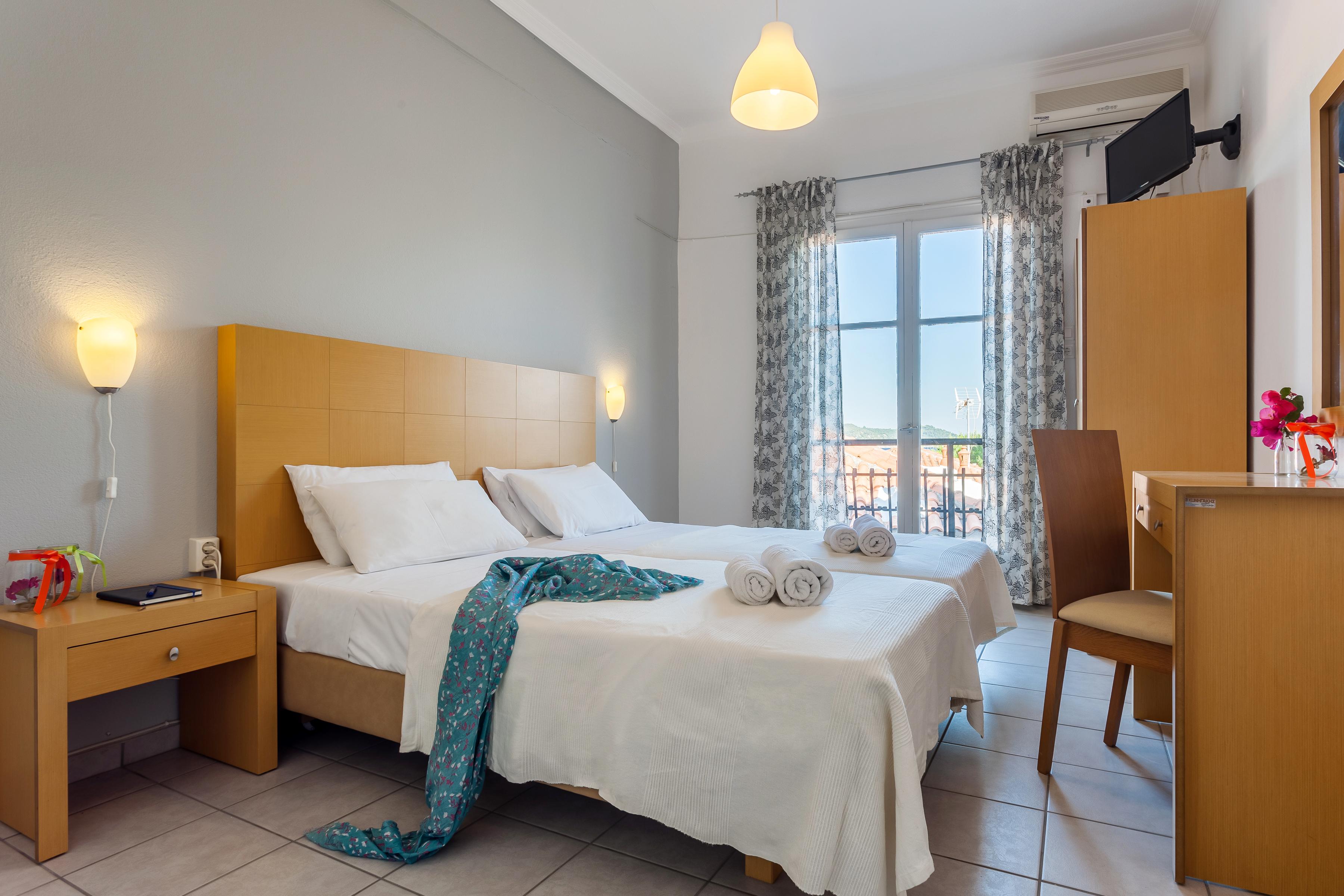 Guest house Argo Skiathos Town