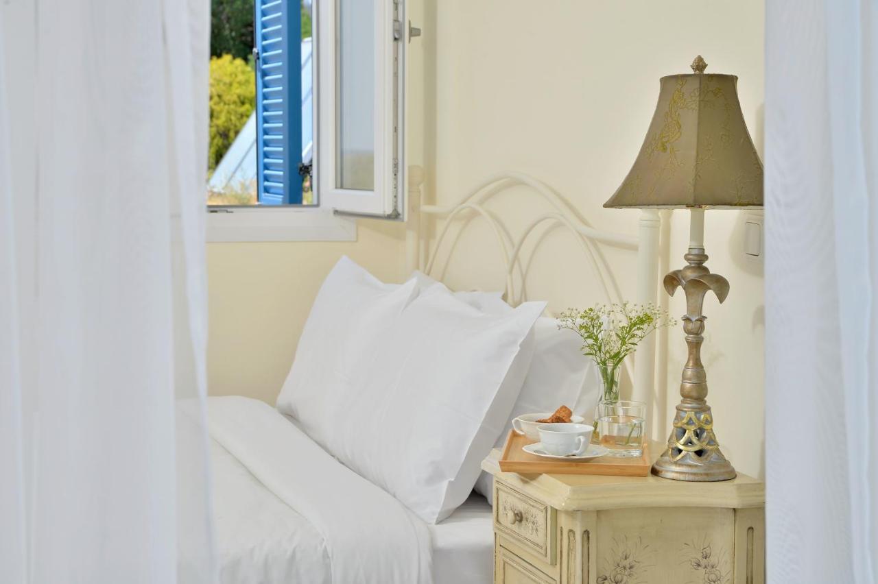 Andros Homes Sea Side & Gavrio