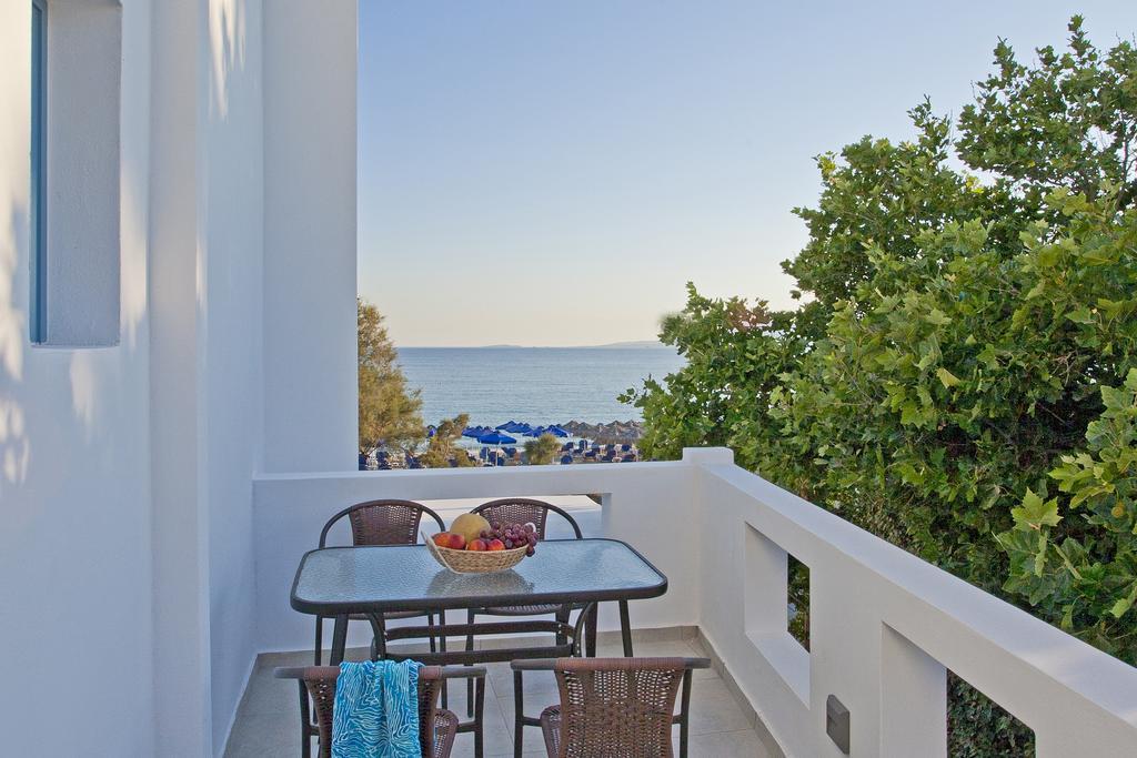 Naxos Colosseo Aparthotel *
