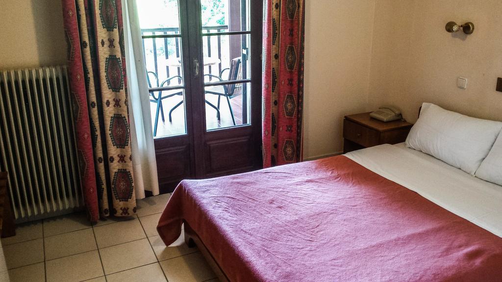 Pineas Guest house 3*