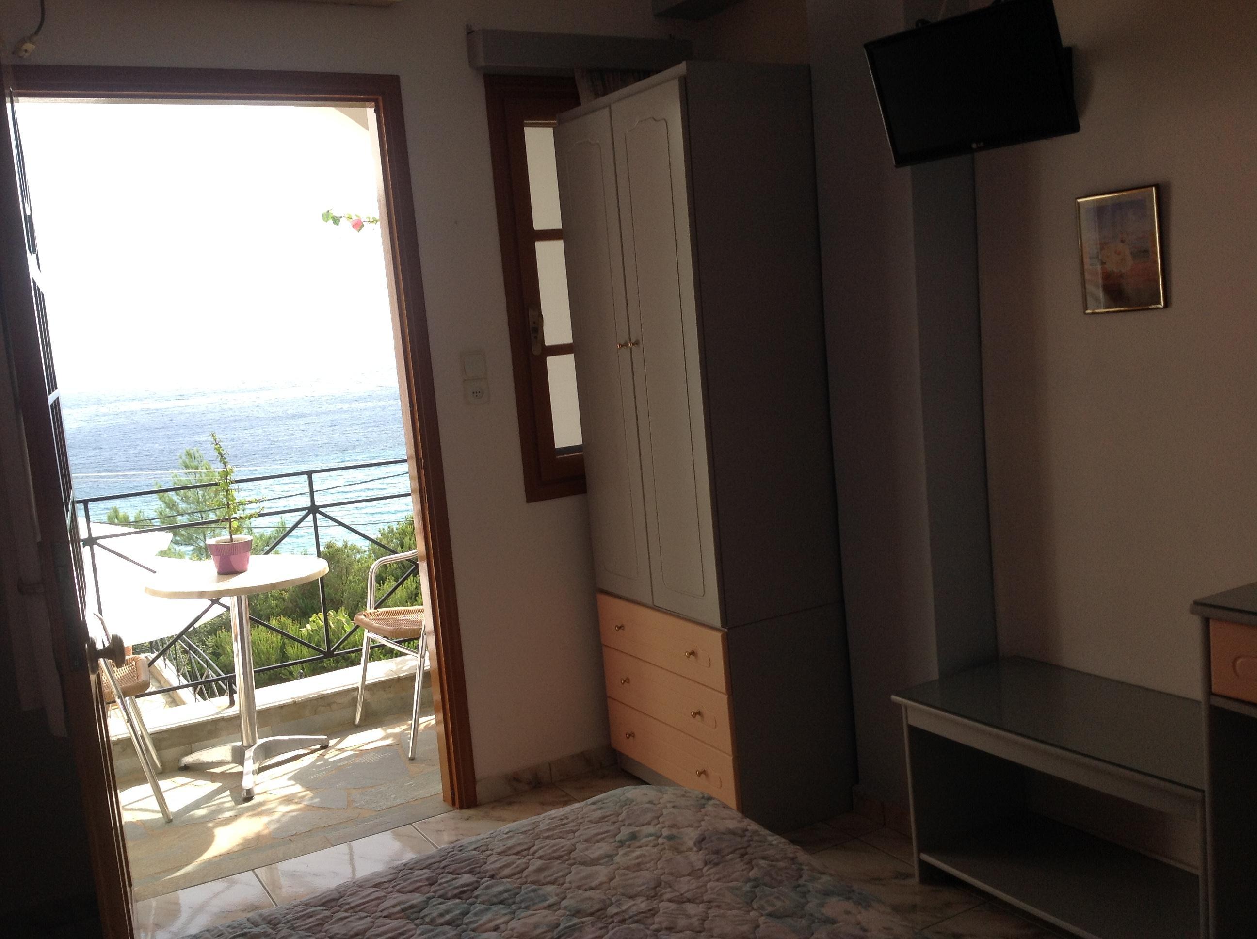 Aparthotel Travlos 3*