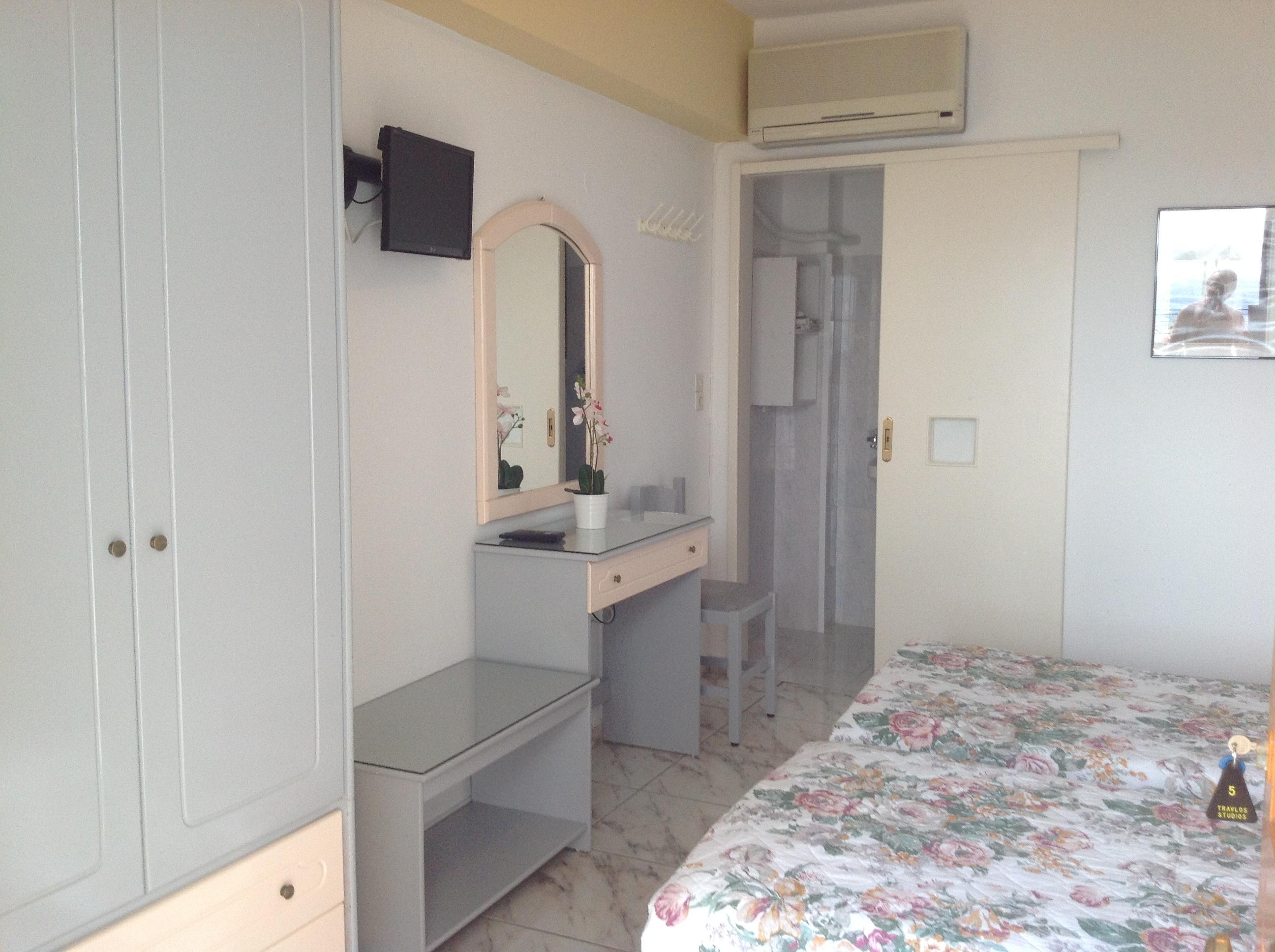 Aparthotel Travlos Eleios-Pronnoi