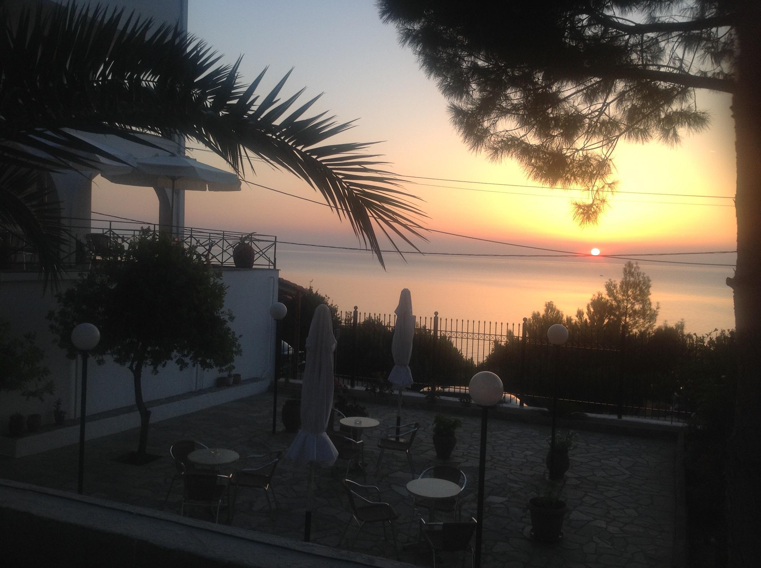 Aparthotel Travlos 3*