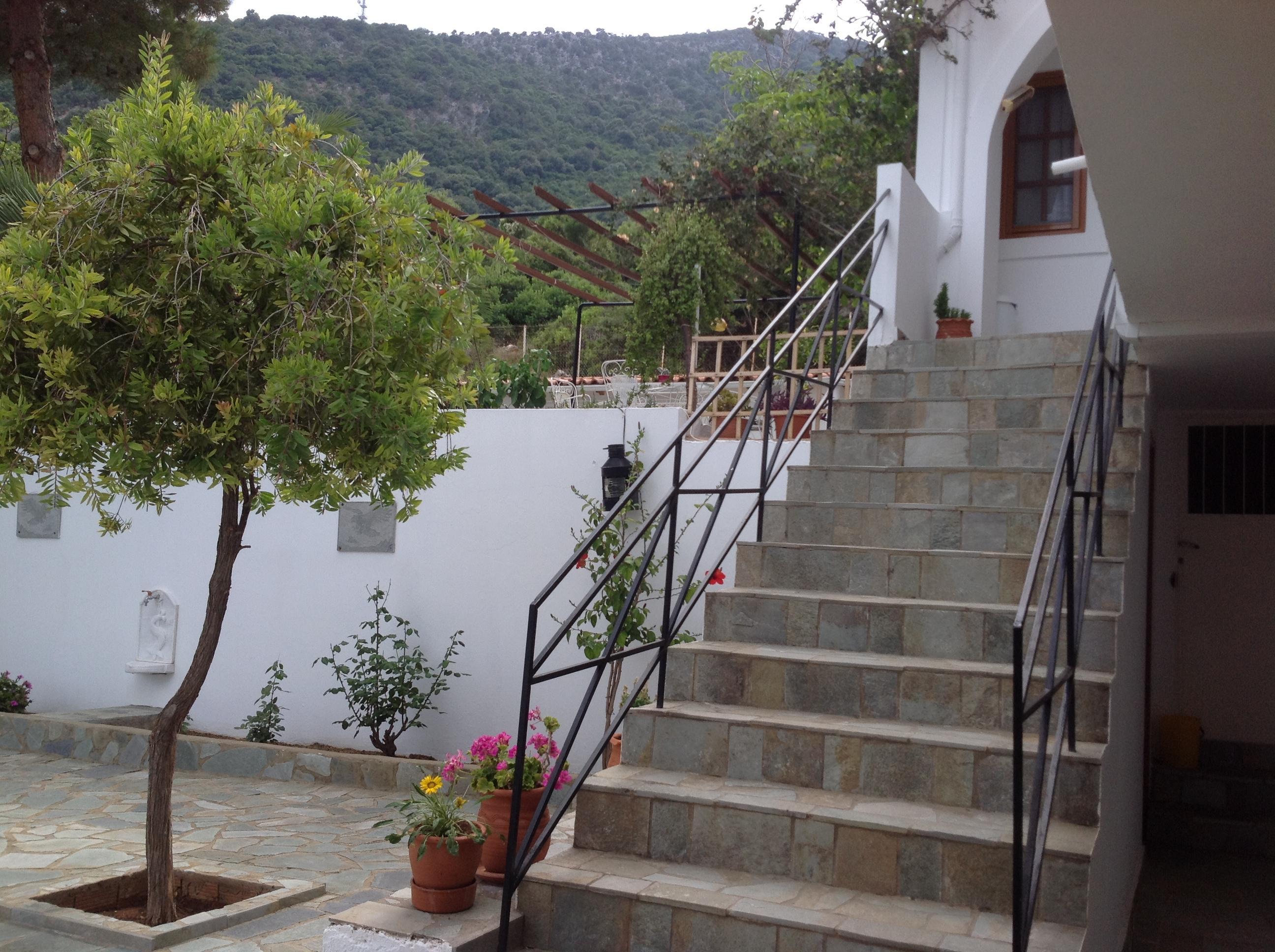 Aparthotel Travlos 3*