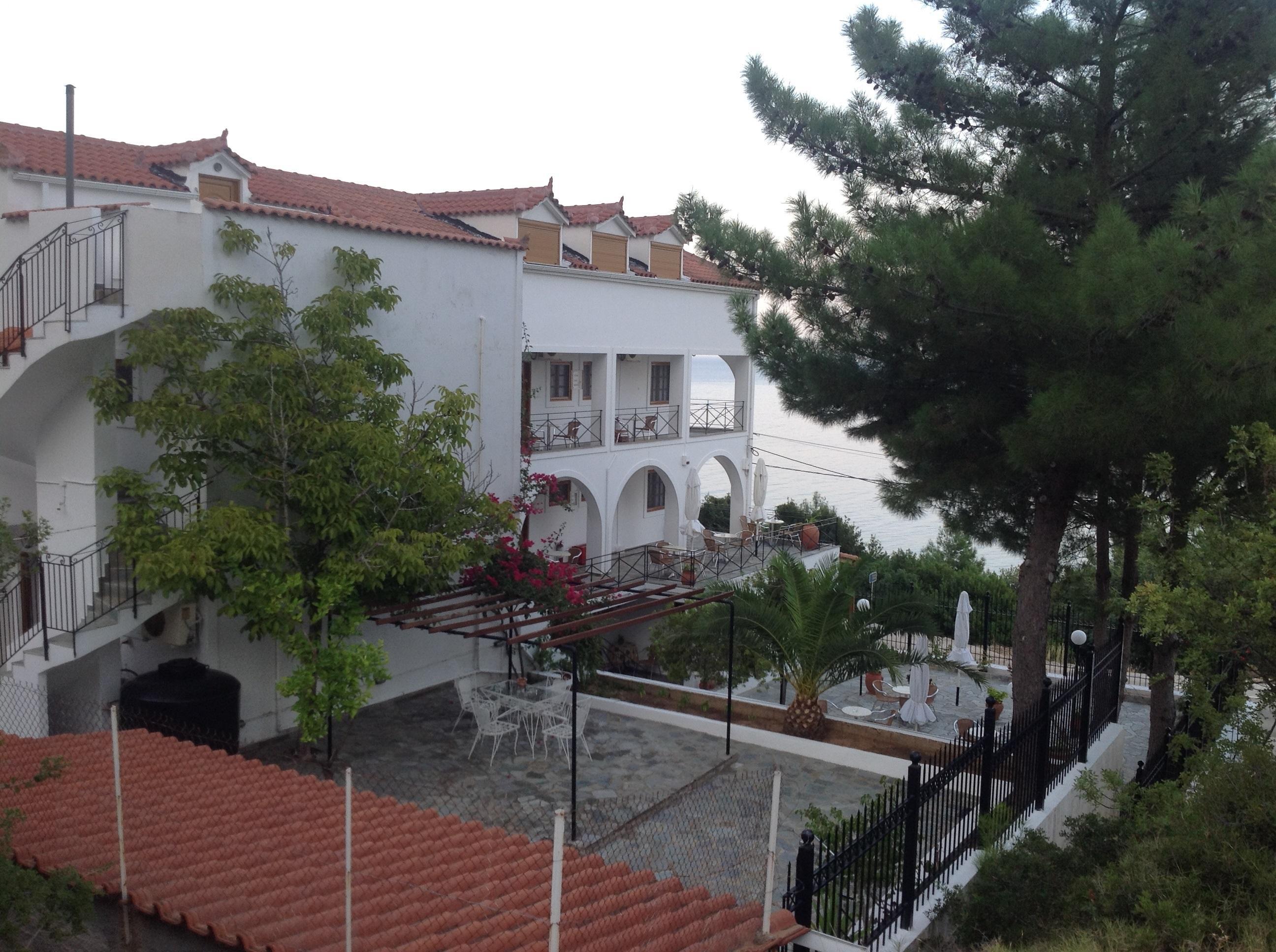 Aparthotel Travlos Eleios-Pronnoi