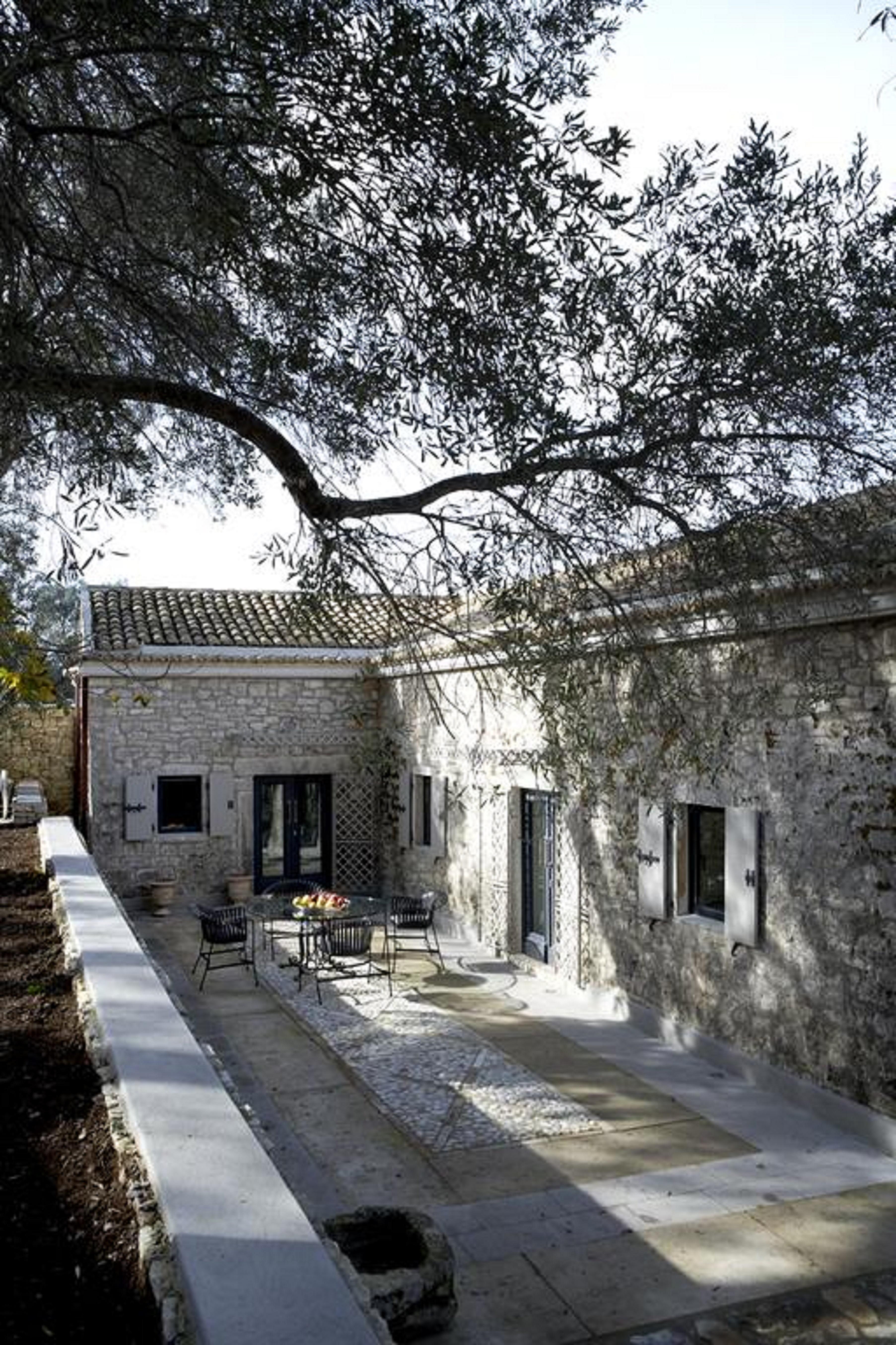Torri E Merli Boutique