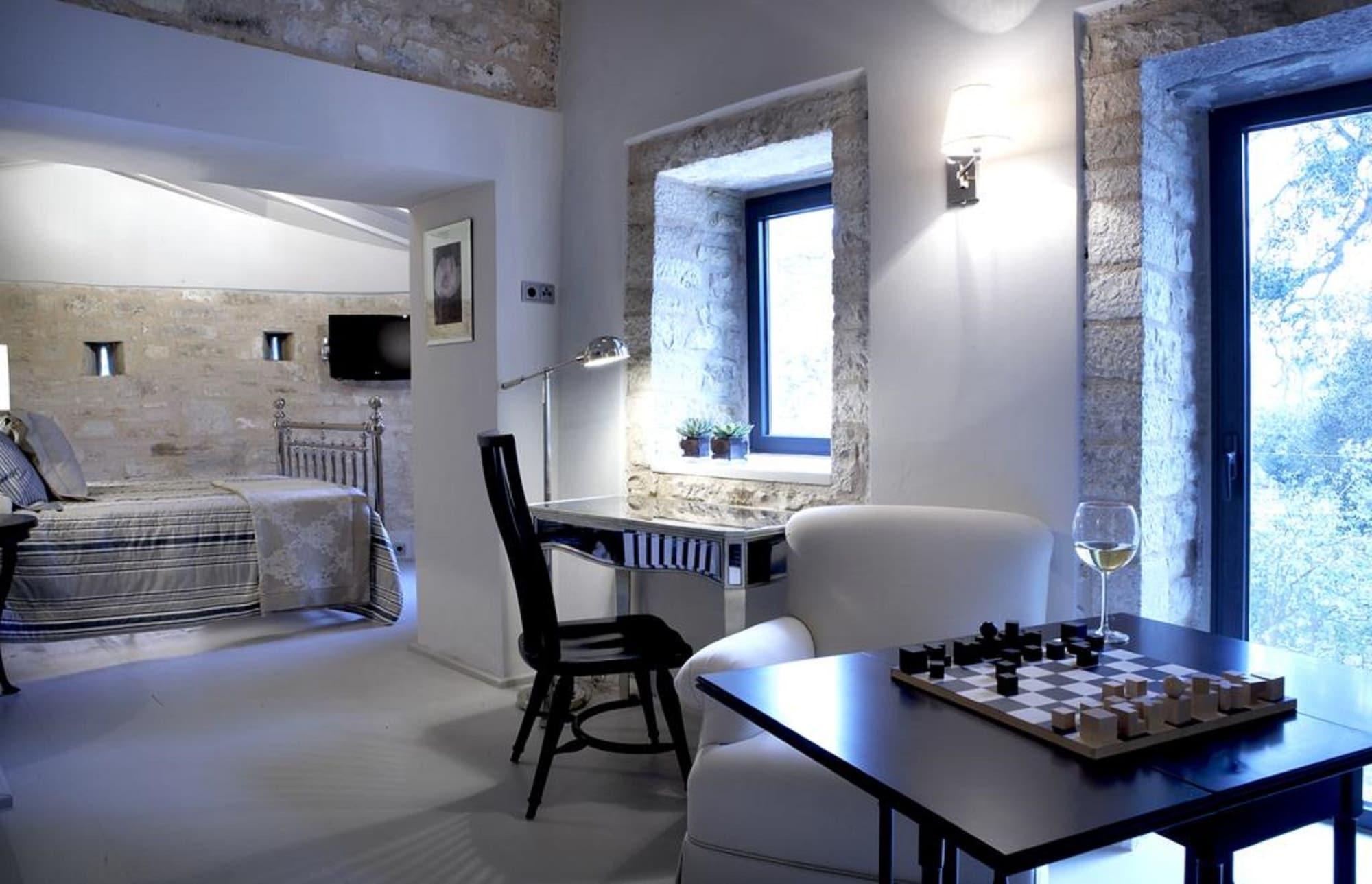 Torri E Merli Boutique Hotel 4*