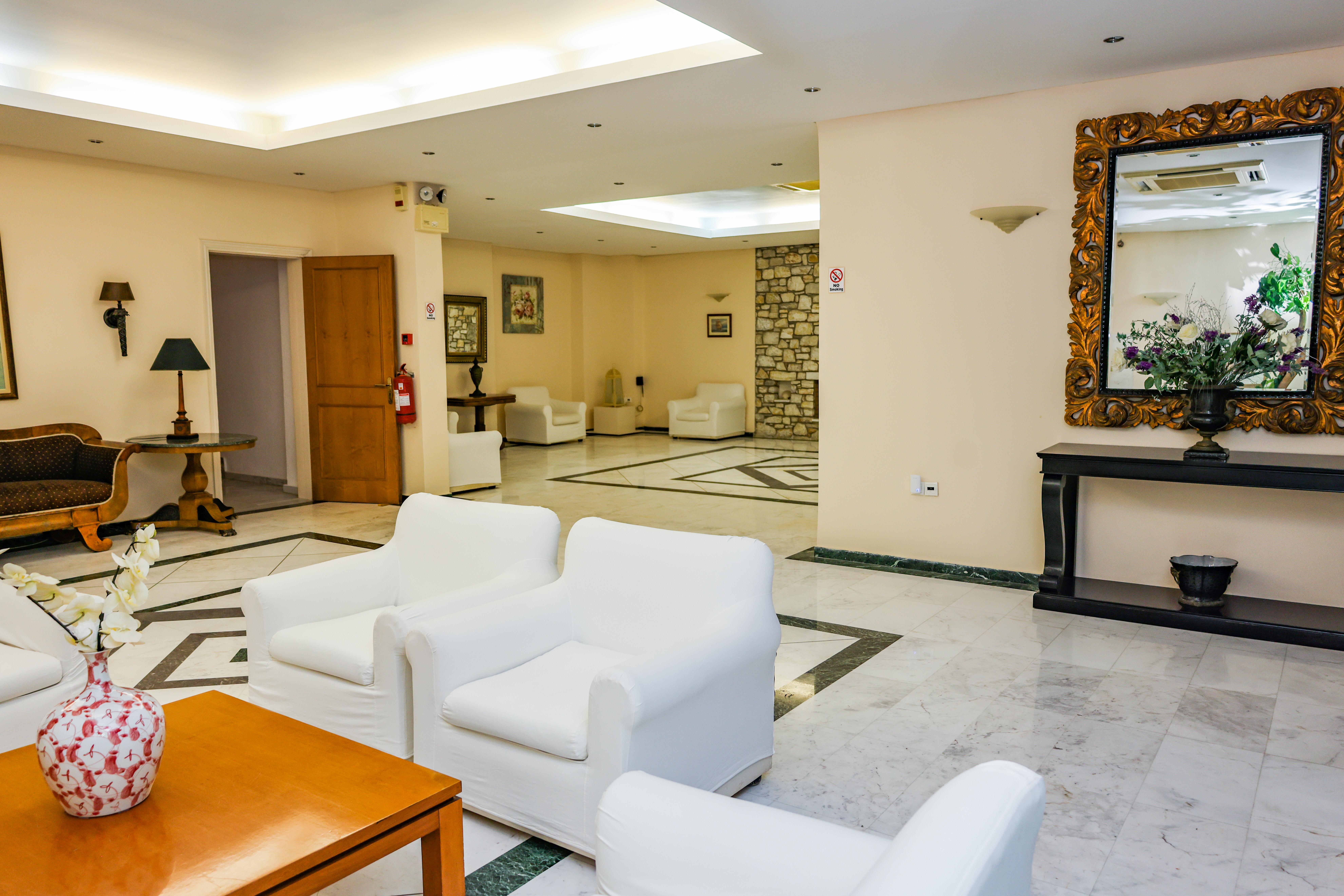 Hotel Kanapitsa Mare 4*