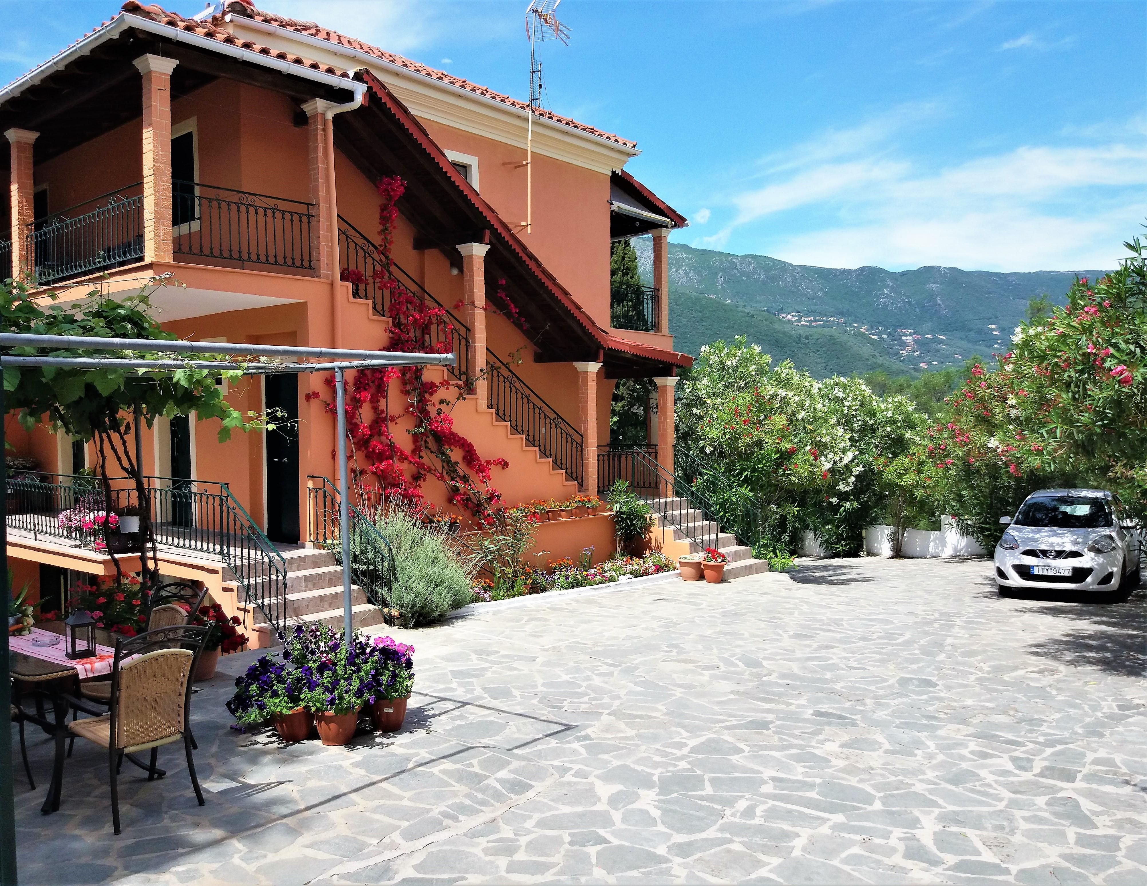 Ziogas Luxury Apartment Dassia (Corfu)