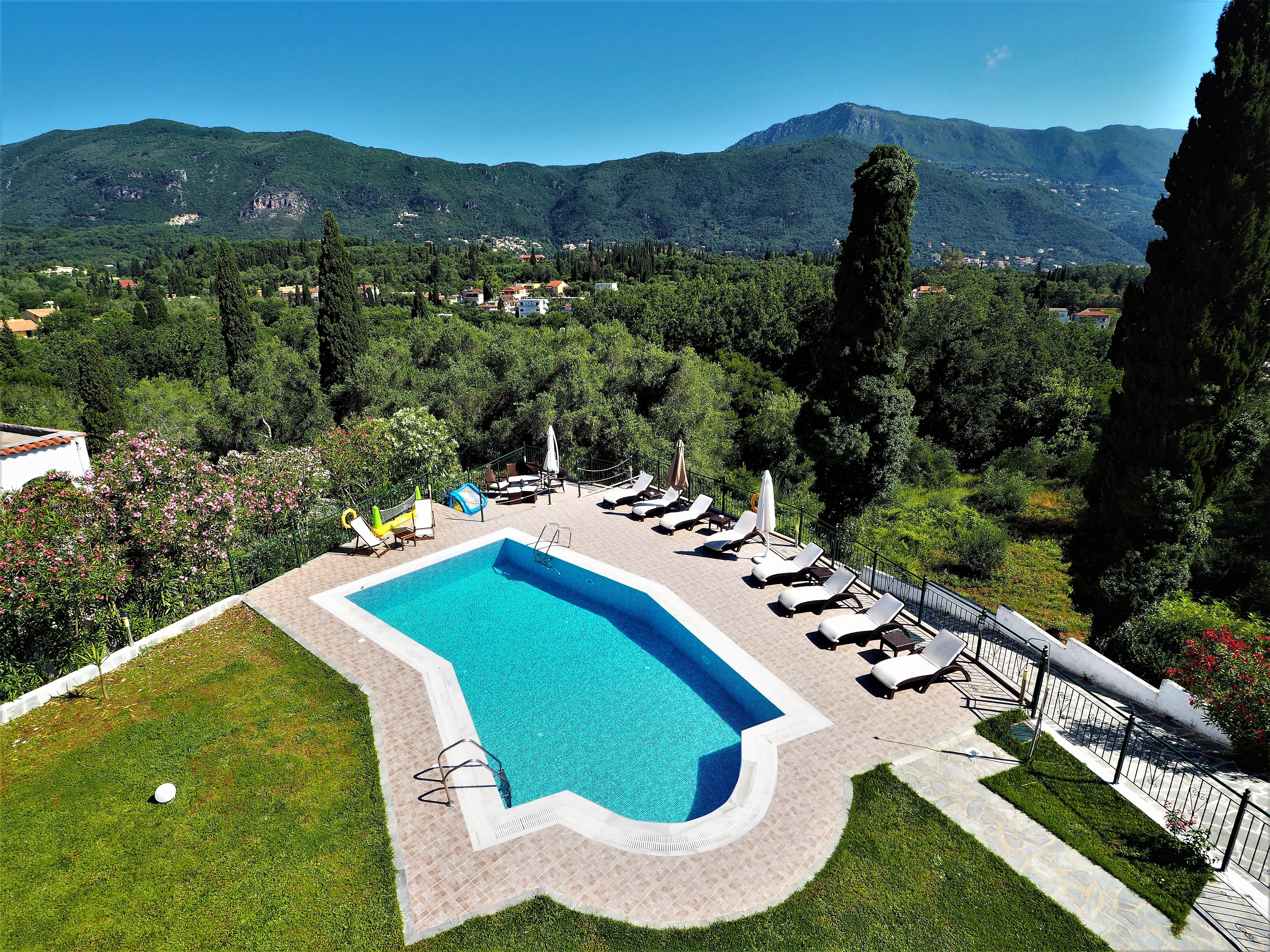 Ziogas Luxury Dassia (Corfu)