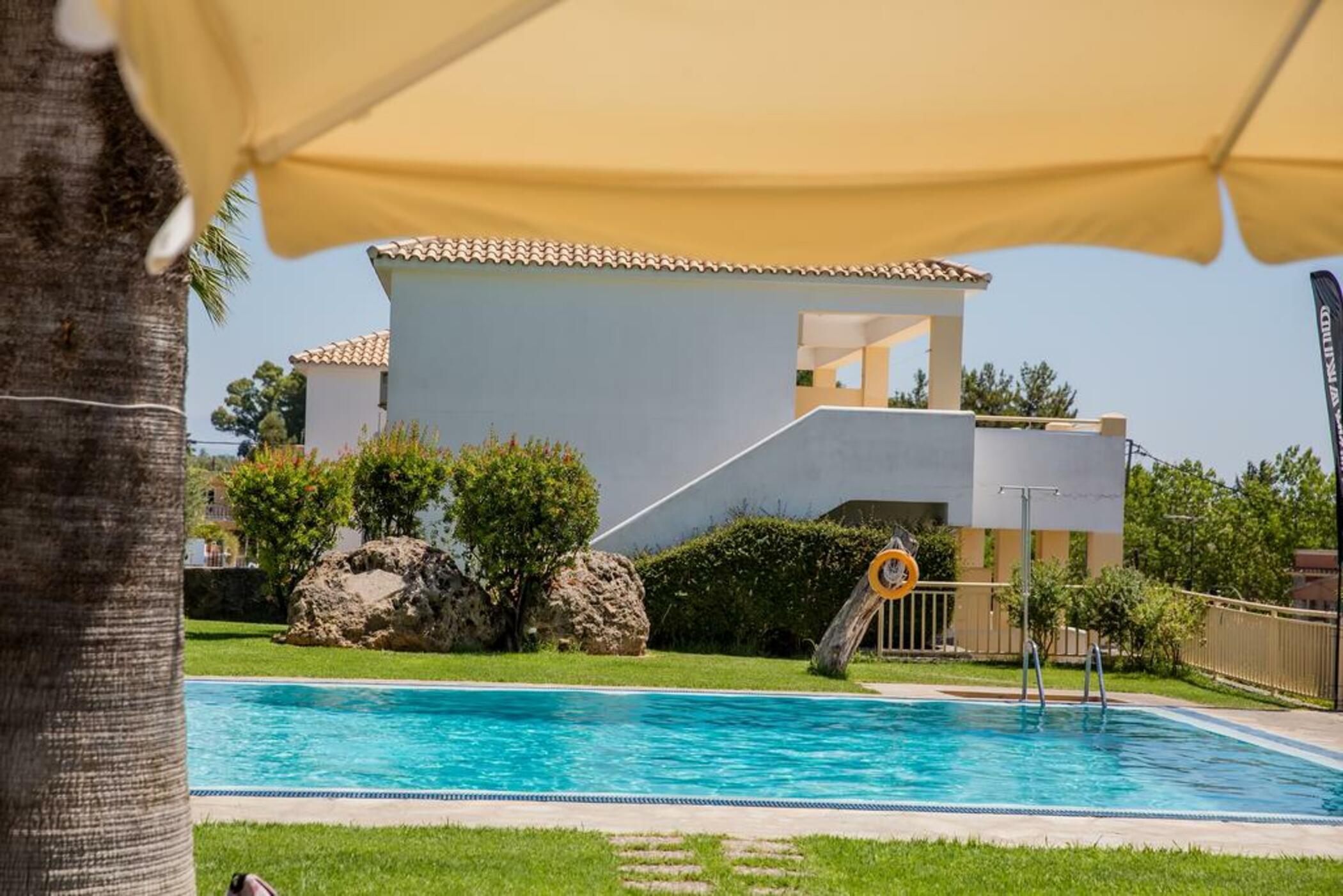 Apartment Asteraki Aparthotel