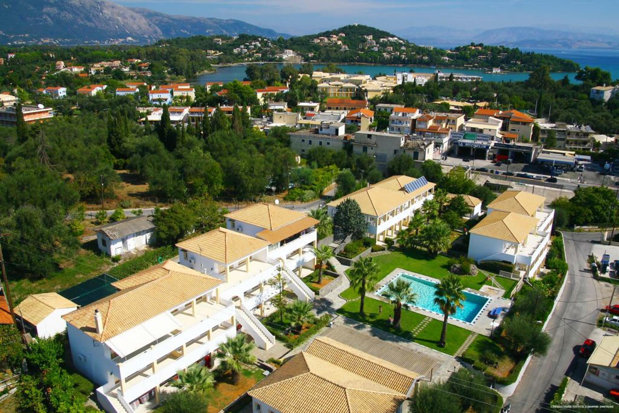 Asteraki Aparthotel 3*