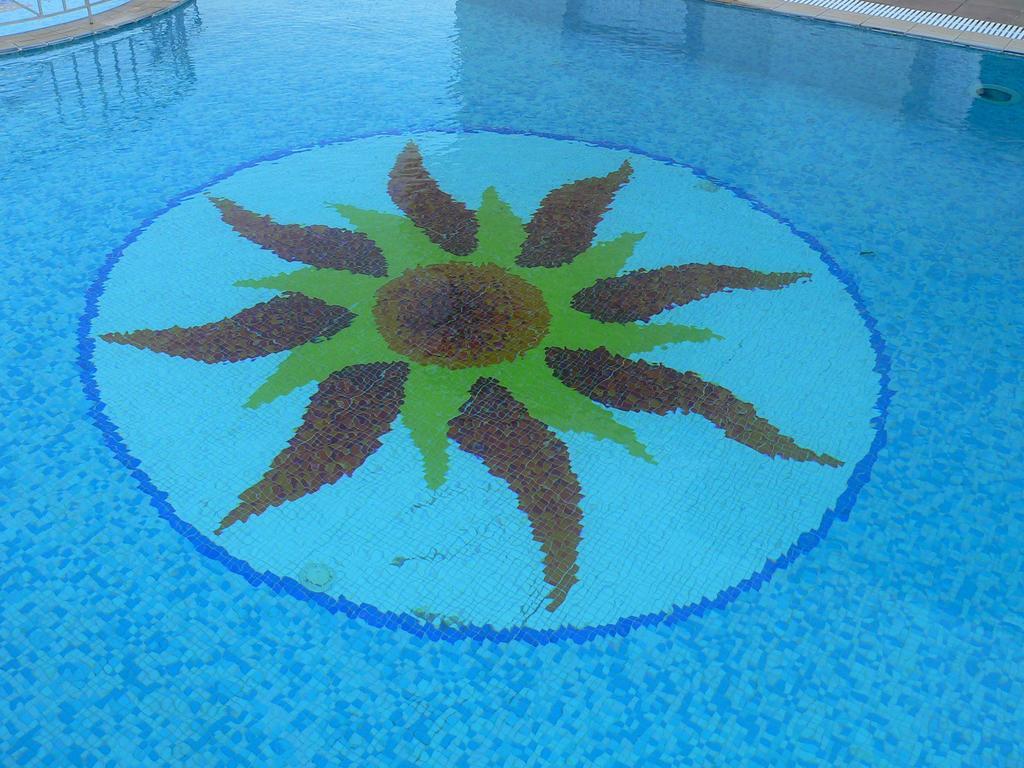 Sunshine Corfu And Hotel Nisaki (Corfu)