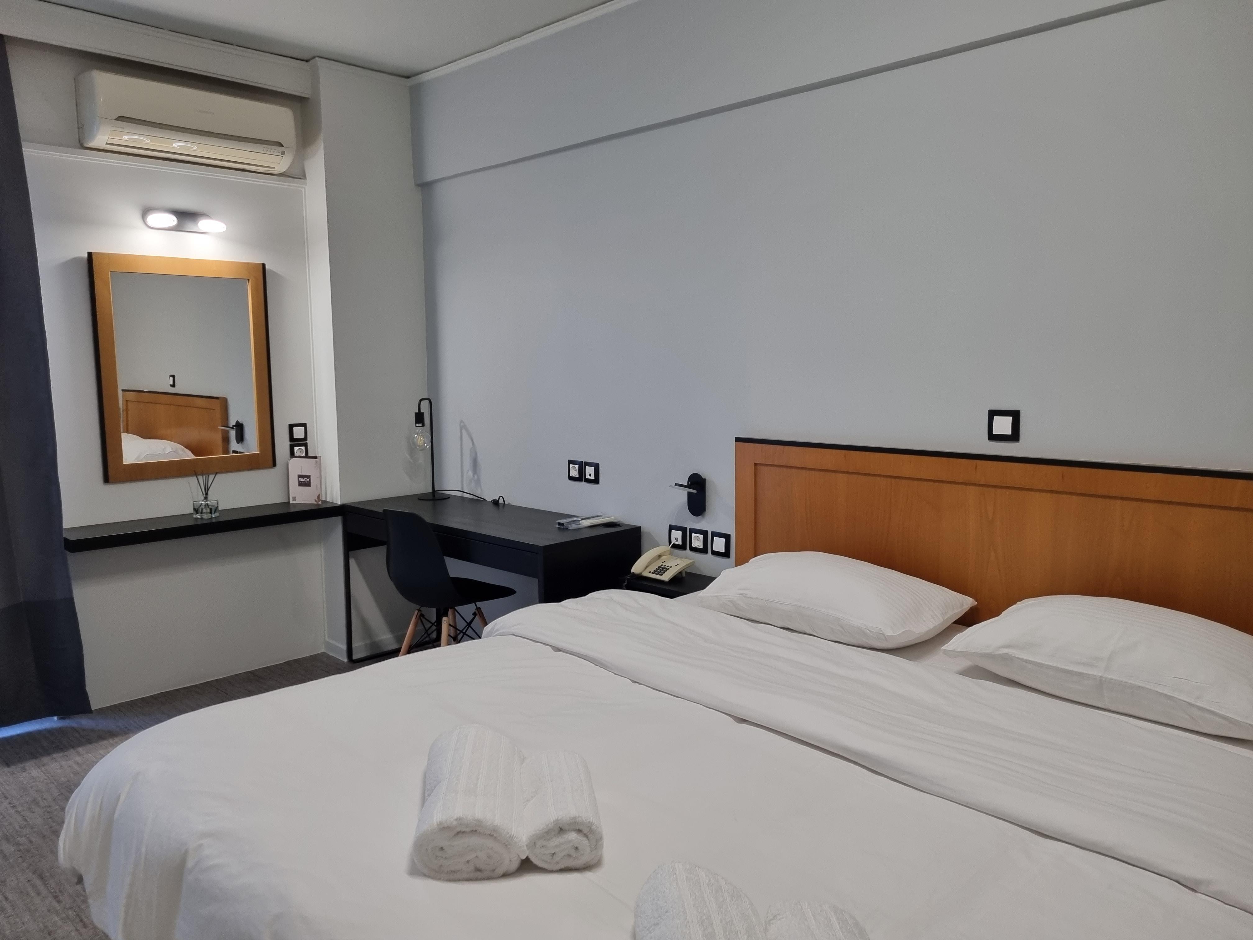 Hotel Savoy Piraeus
