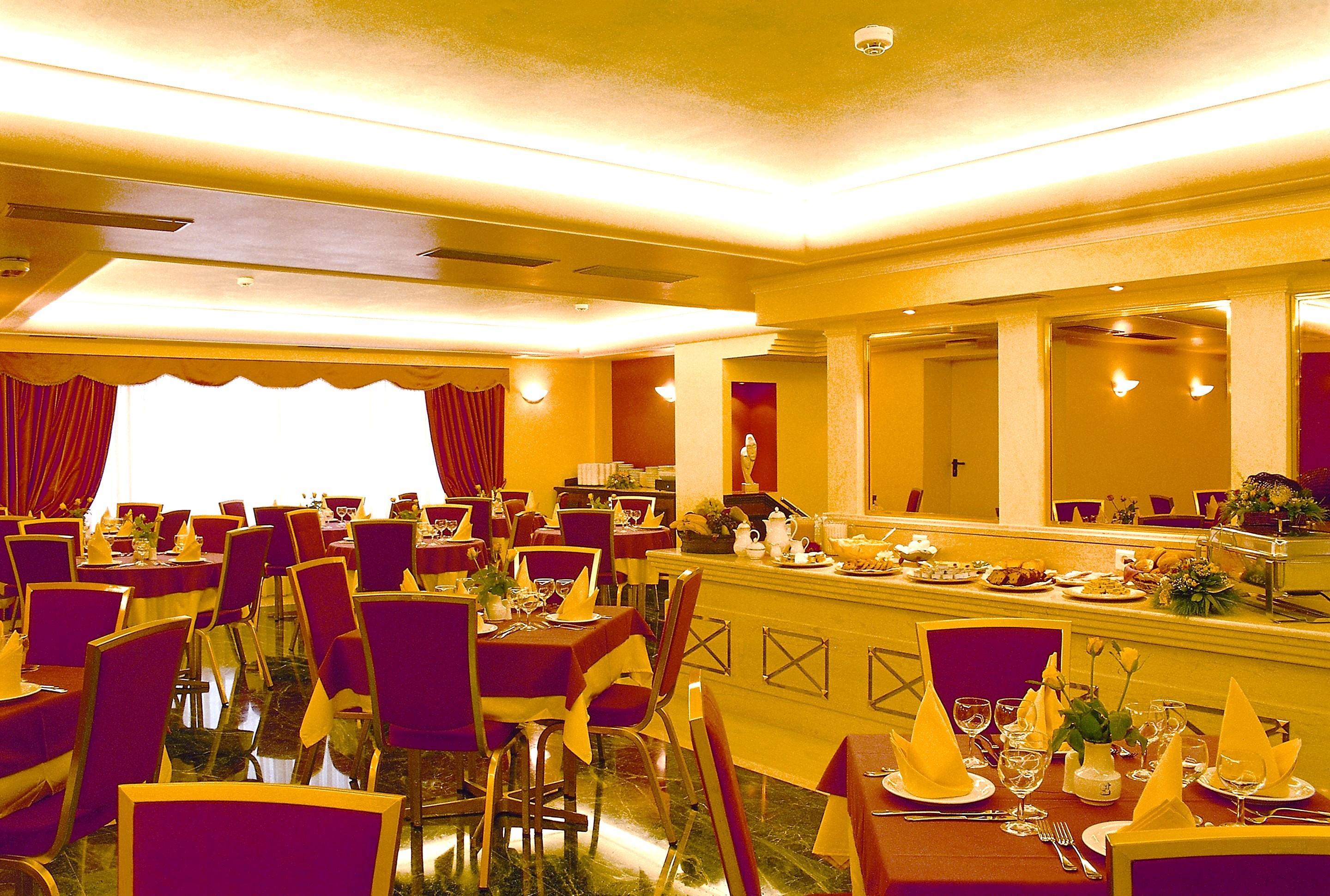 Savoy Hotel Piraeus