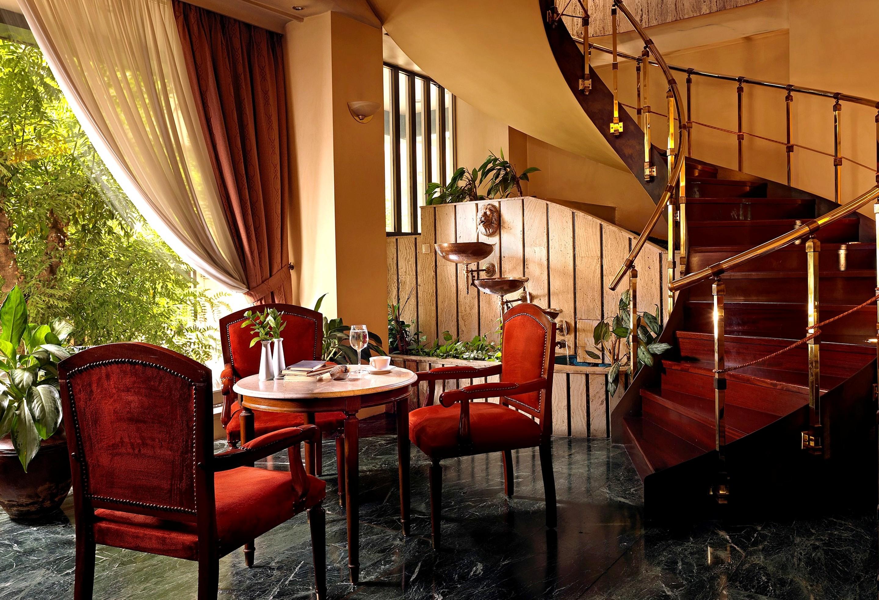 Savoy Piraeus