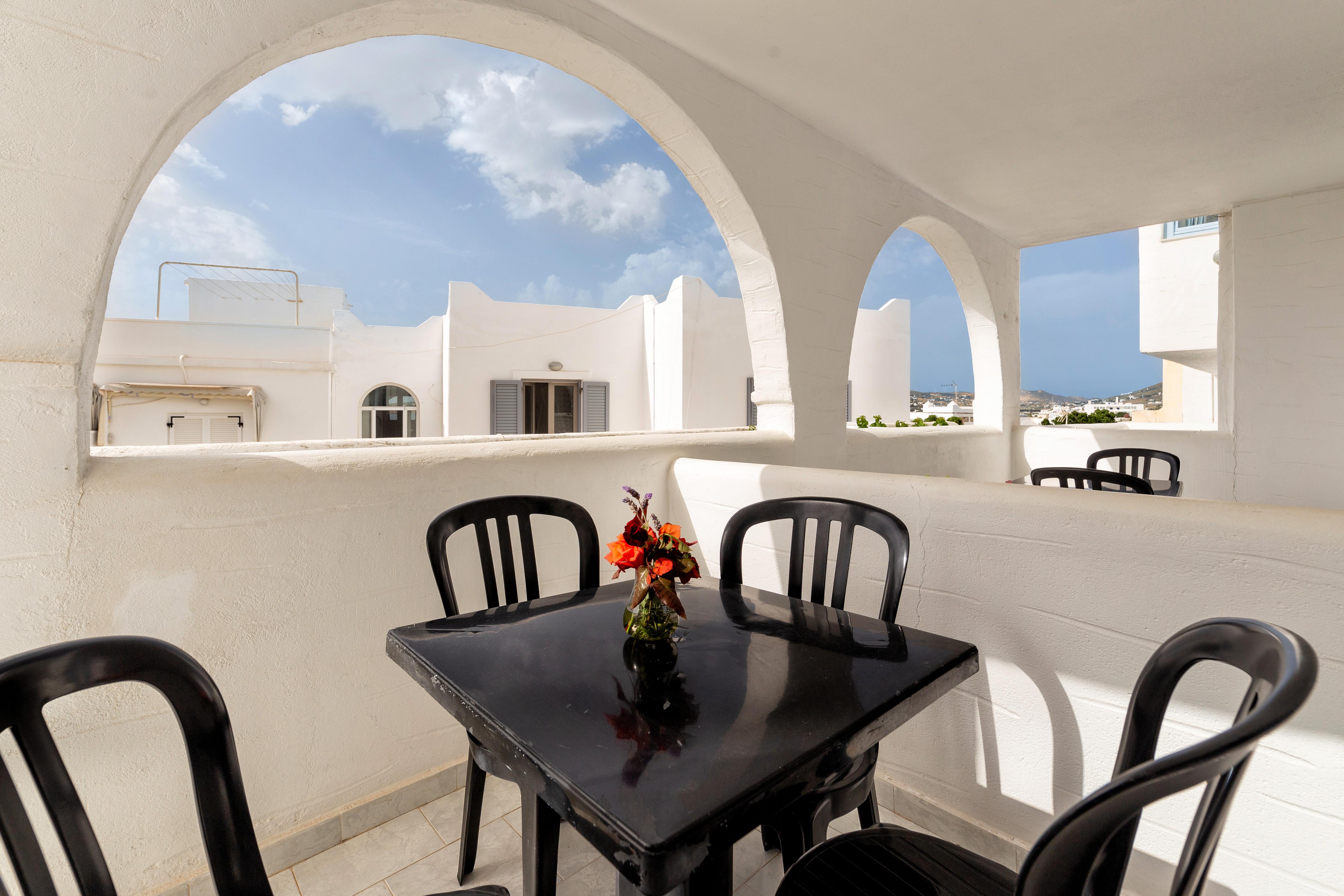 Aparthotel Stratos & 3*