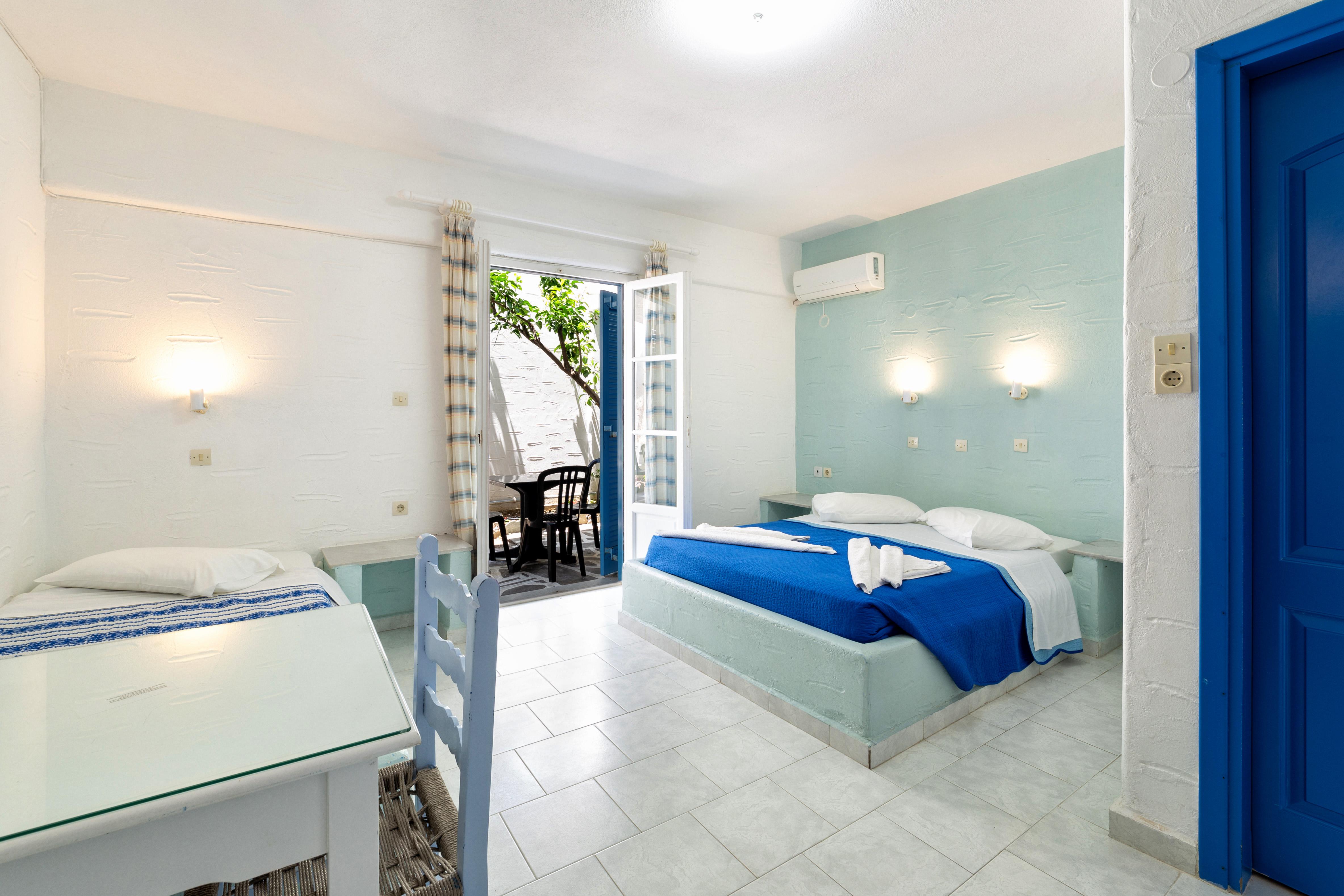 Aparthotel Stratos & Parikia (Paros)