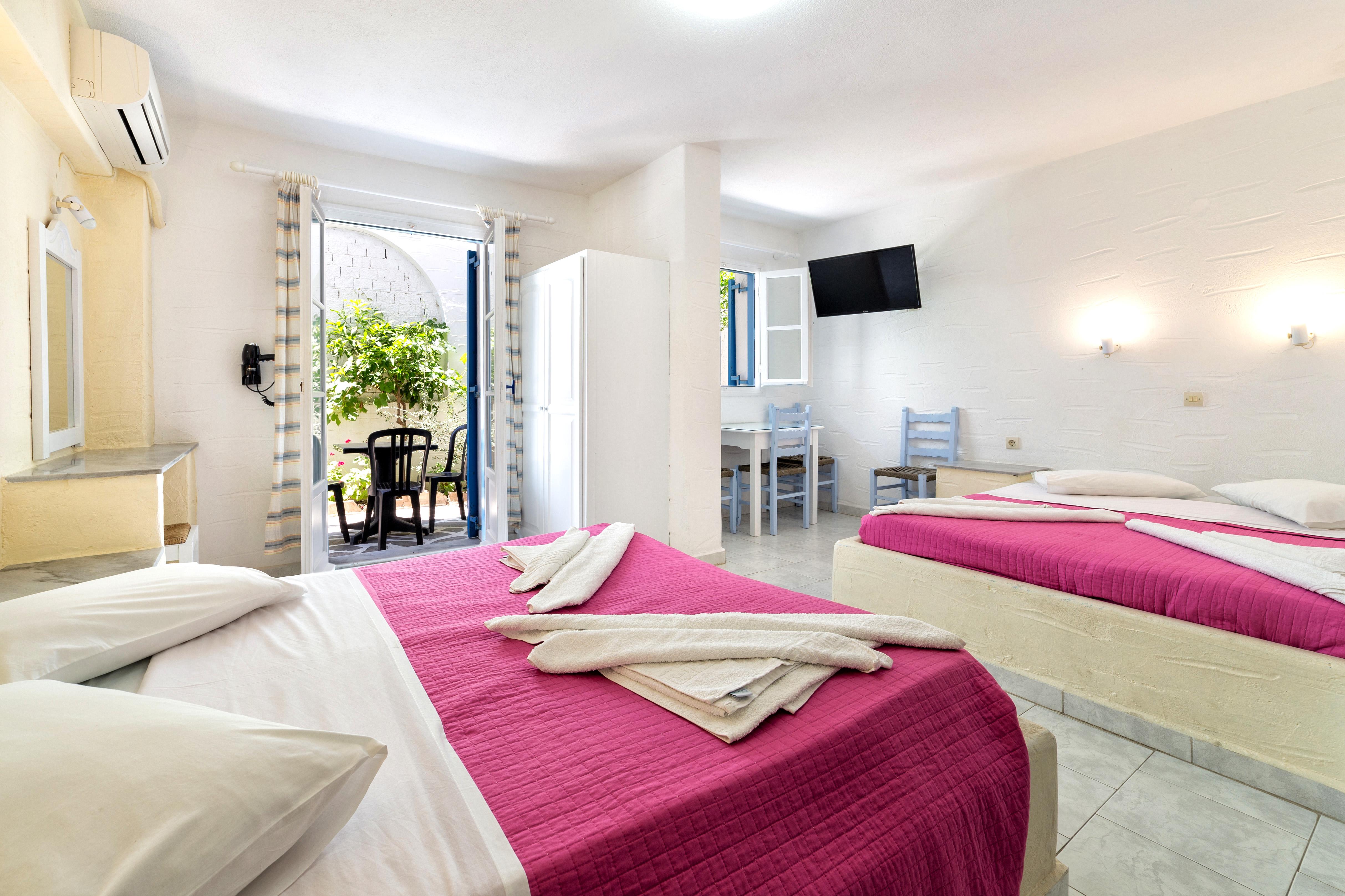 Aparthotel Stratos & Parikia (Paros)