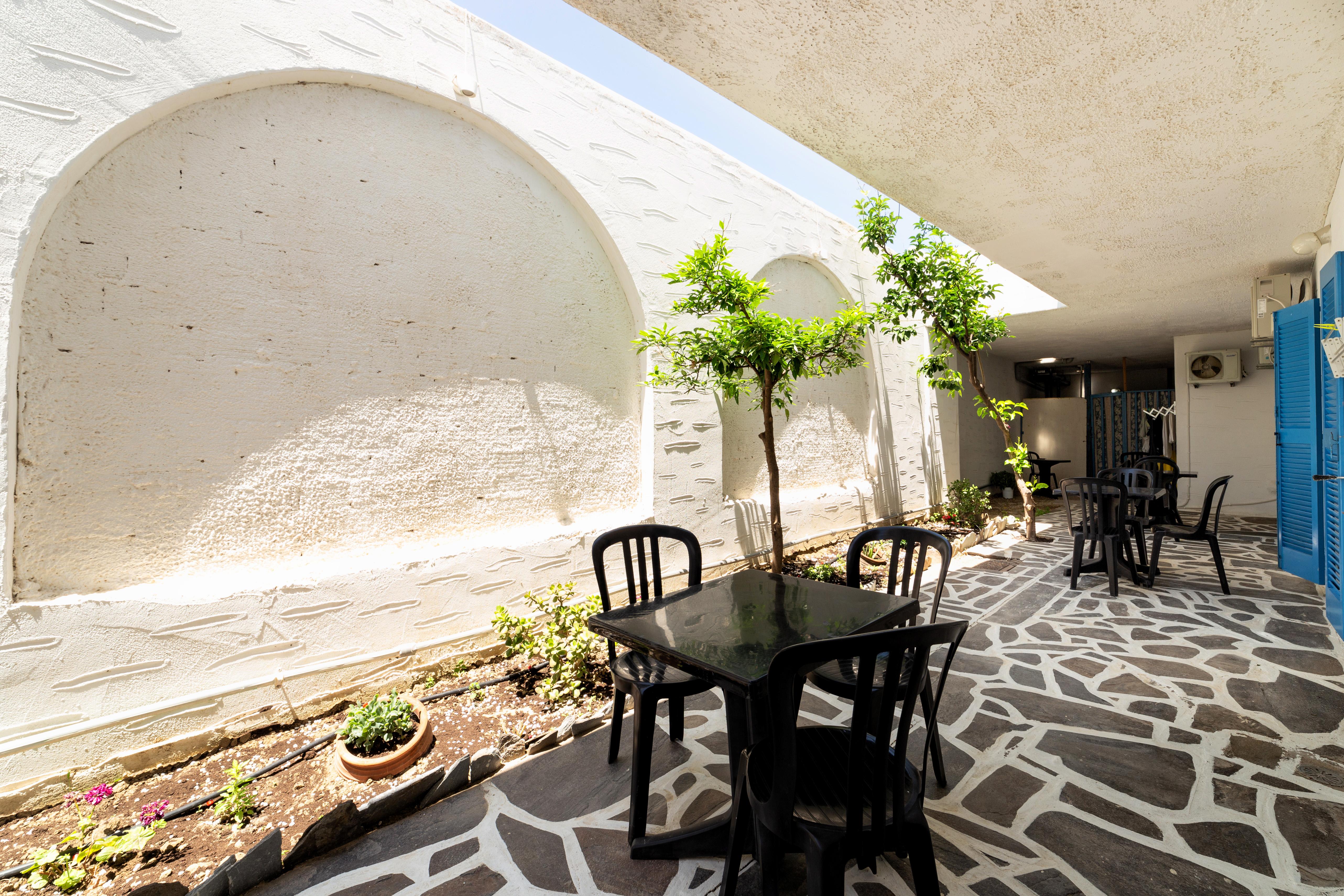 Aparthotel Stratos & Parikia (Paros)