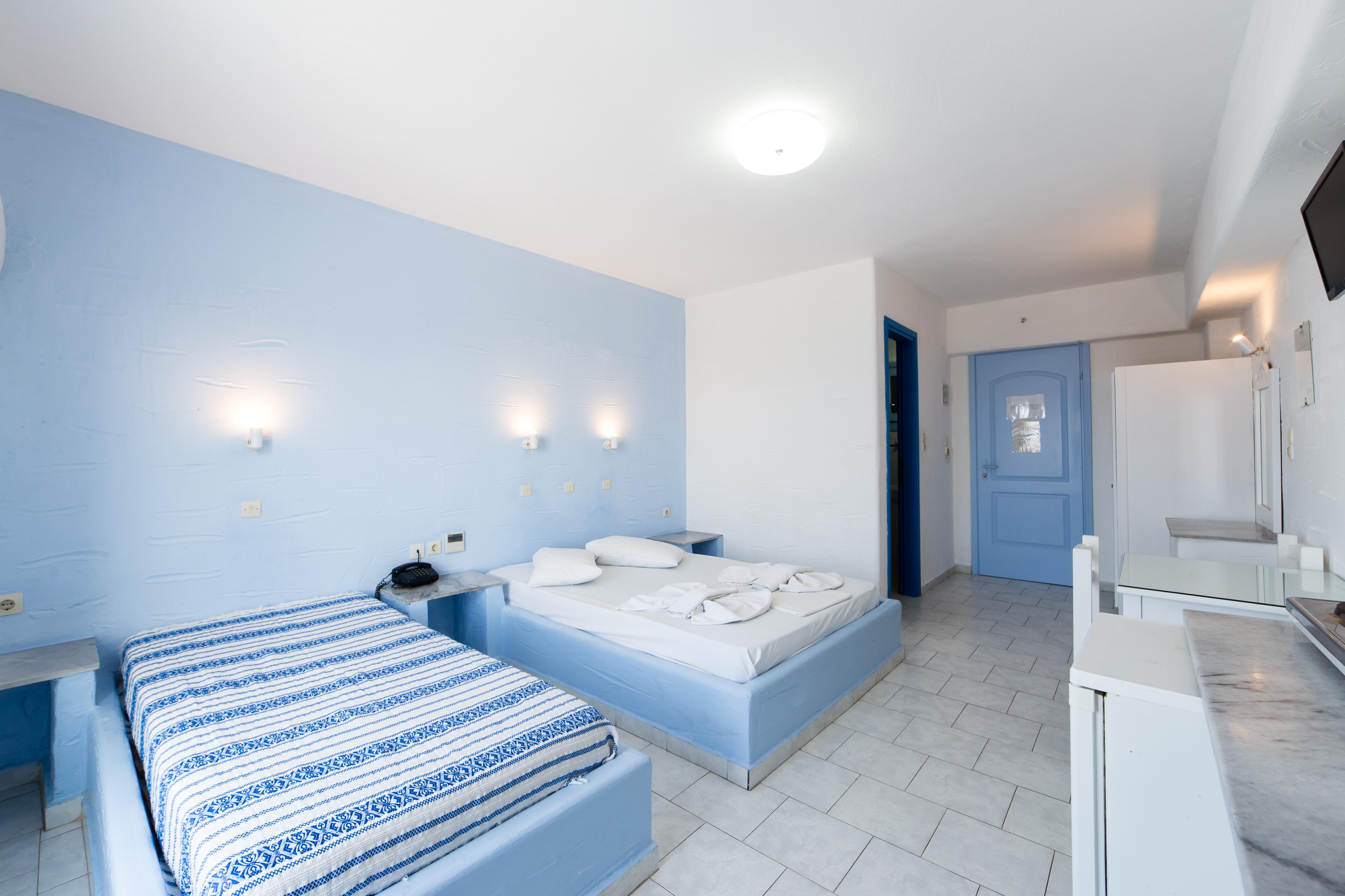 Aparthotel Stratos & 3*