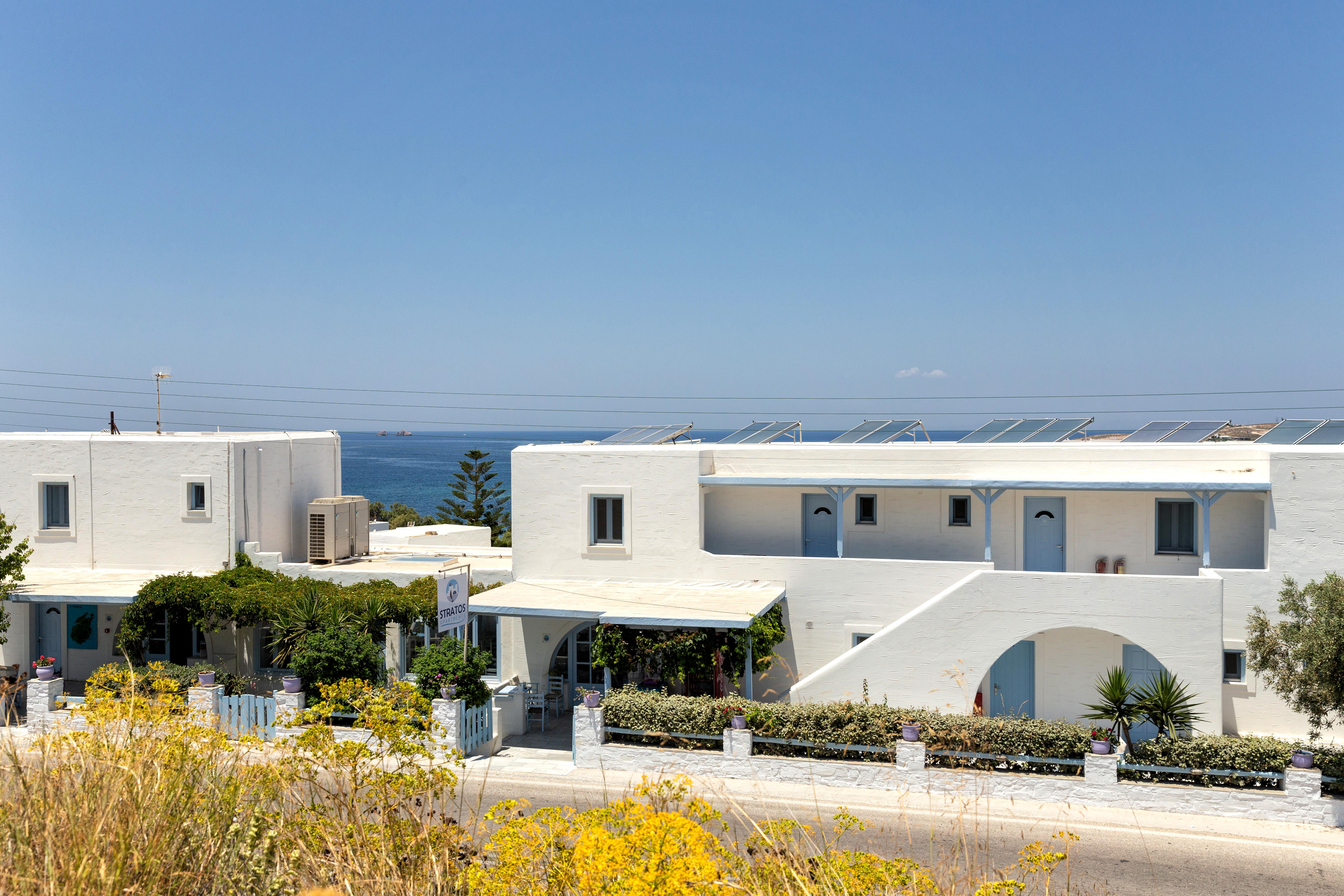 Aparthotel Stratos & 3*