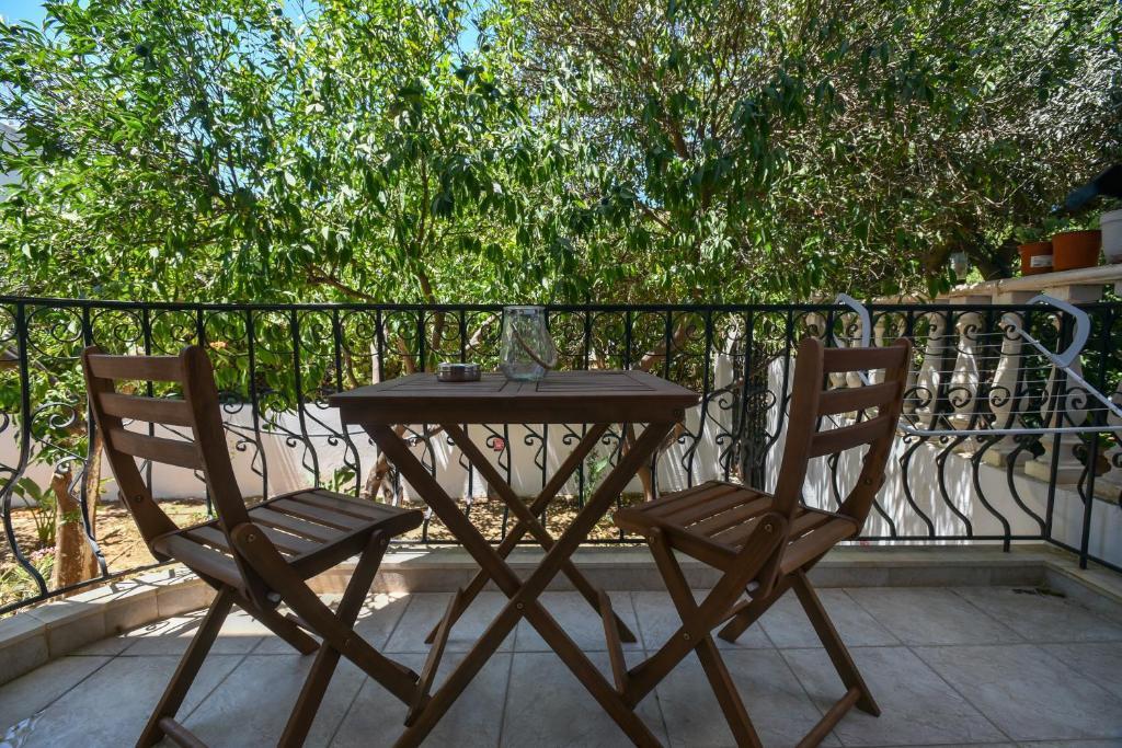 Eva & Agia Pelagia (Crete)