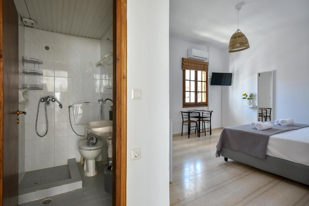 Eva & Apartment Agia Pelagia (Crete)