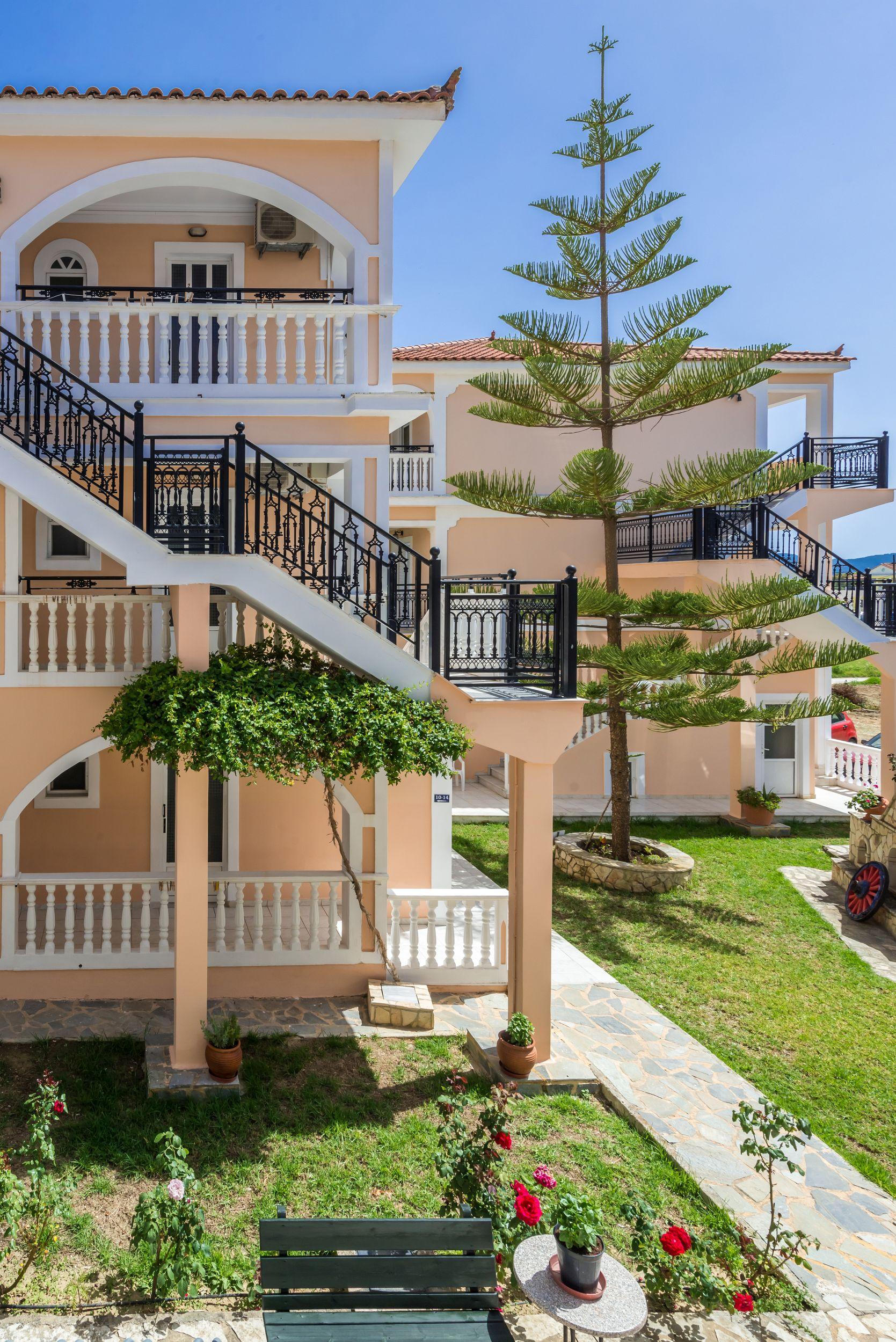 Athina Aparthotel